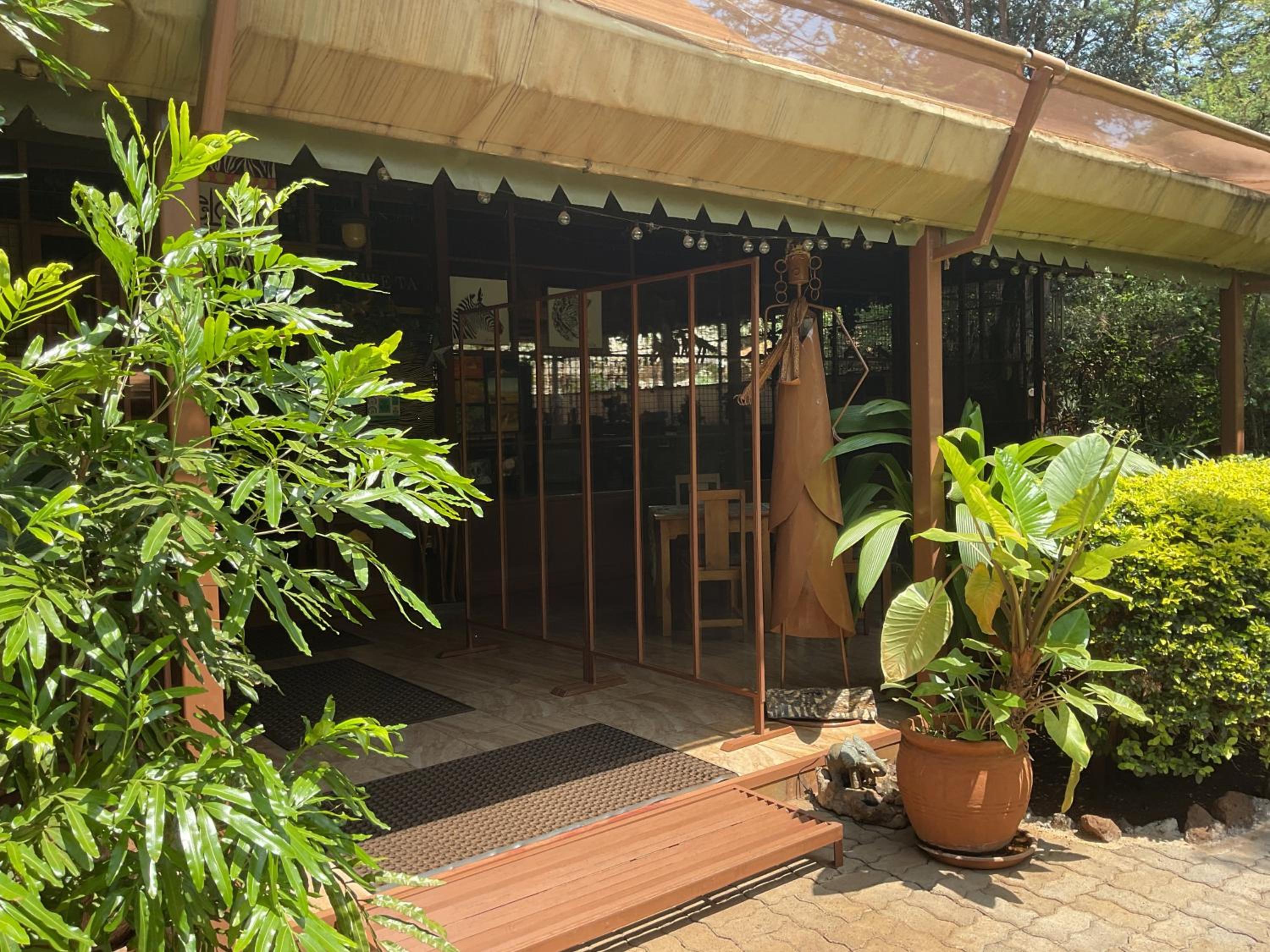 Ikweta Safari Camp