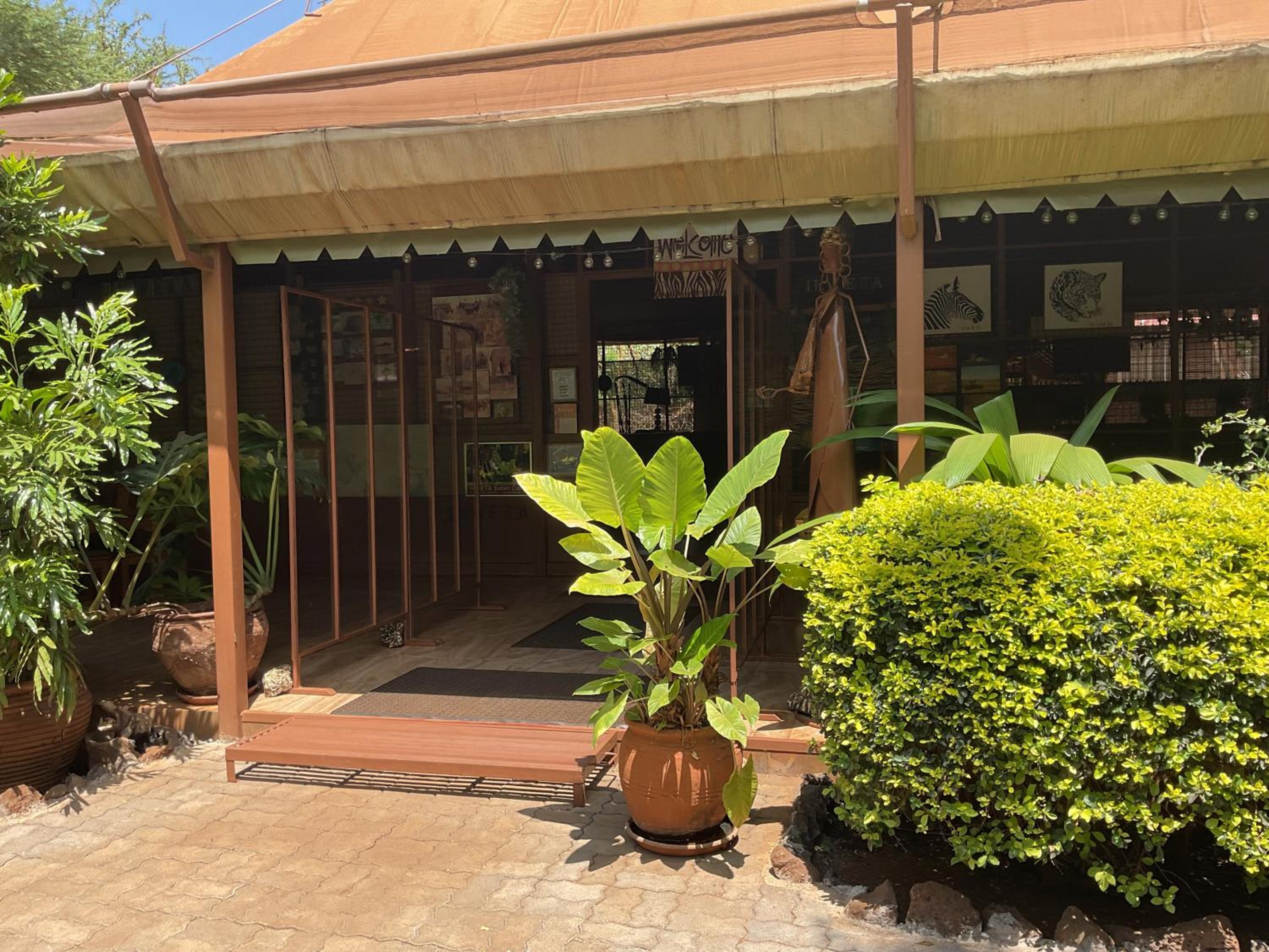 Ikweta Safari Camp