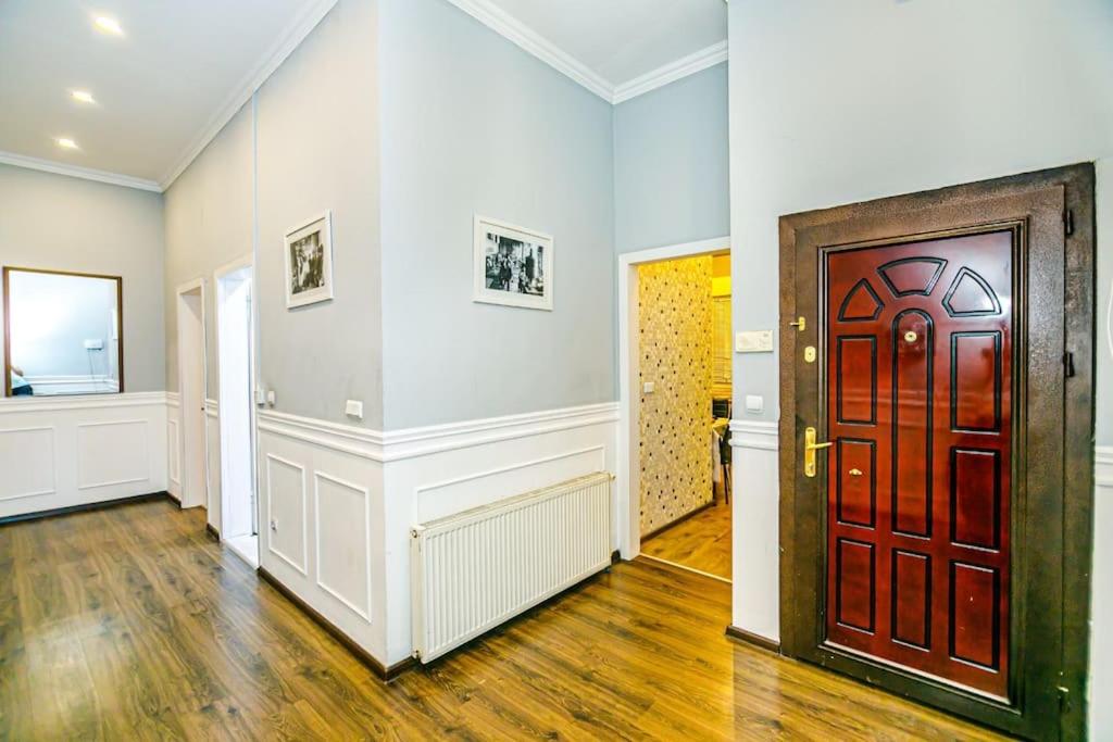 Baku Apartment CH