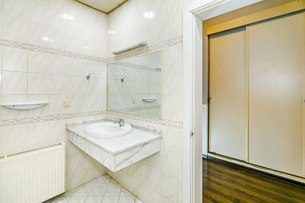 Baku Apartment CH