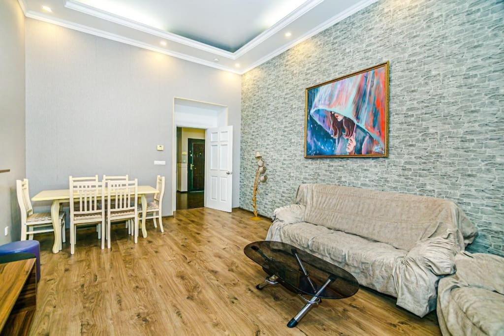 Baku Apartment CH