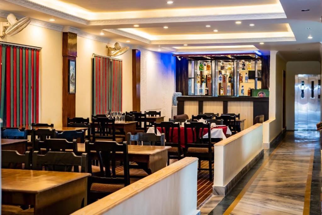 restaurant