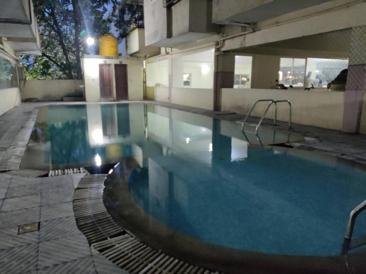Luxurious 3 BHK premium flat with pool & free parking view 3