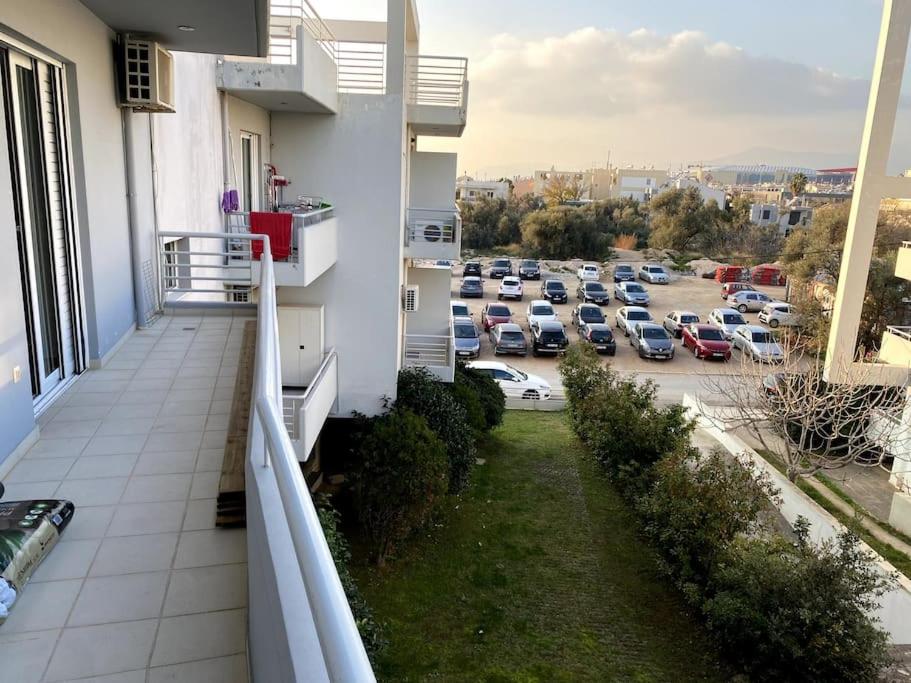 Spacious and Sunkissed 3BR & 2 Bathrooms Apartment