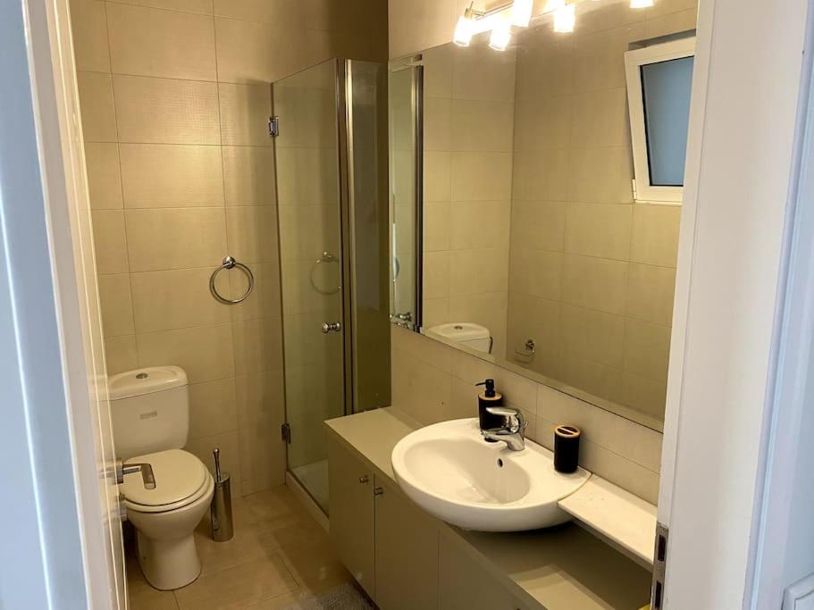 Spacious and Sunkissed 3BR & 2 Bathrooms Apartment
