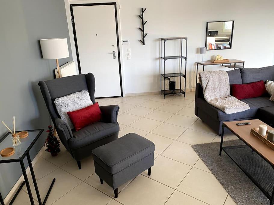Spacious and Sunkissed 3BR & 2 Bathrooms Apartment