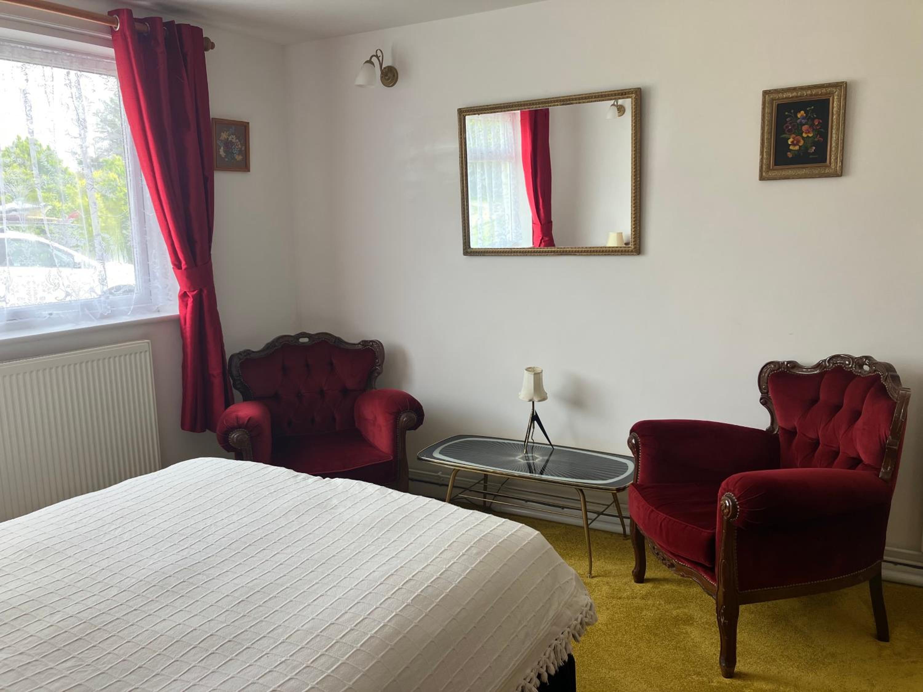 Bude Vacations - The Highborough Bedsit - Property Image 2