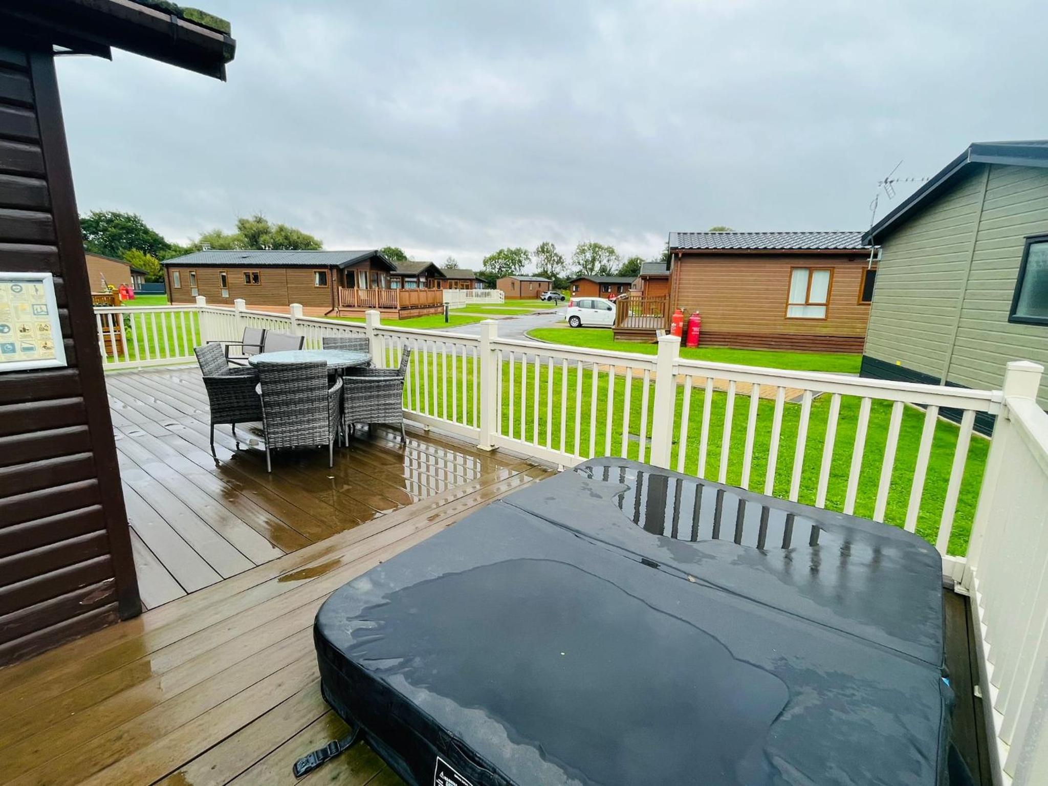 Crystal Lodge with Hot Tub view 3