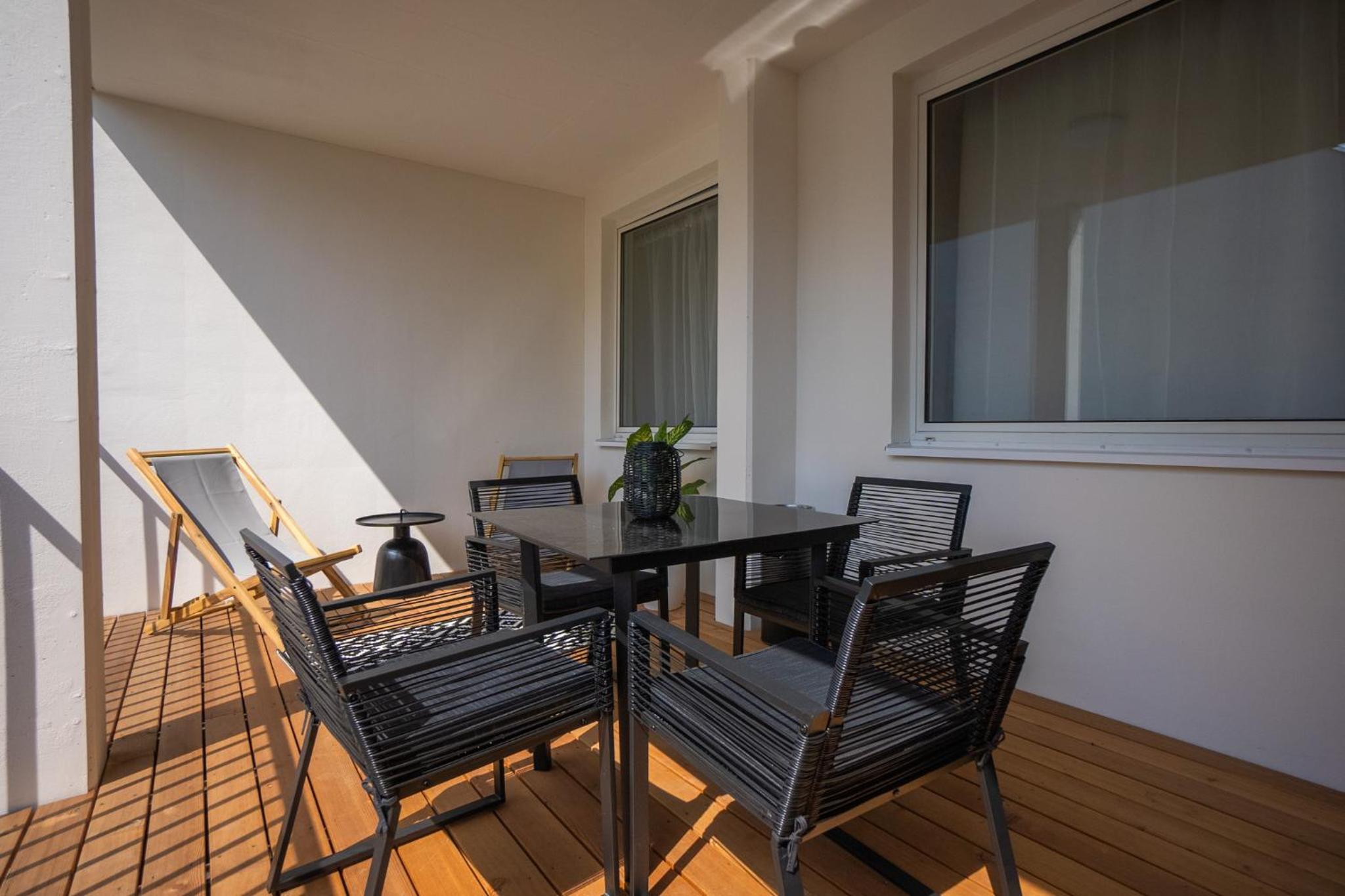 Bright stylish apartment with a huge terrace in a top location