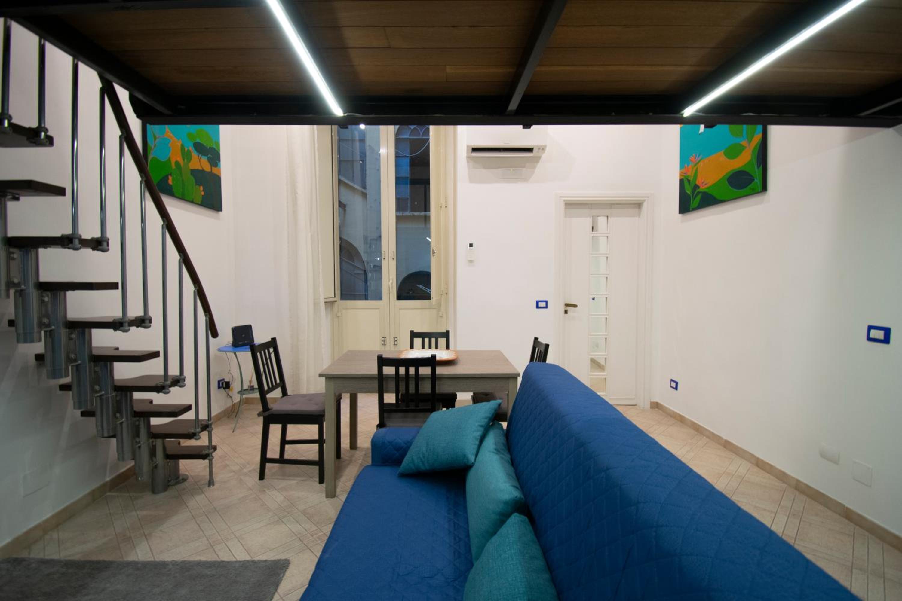 Tom apartments