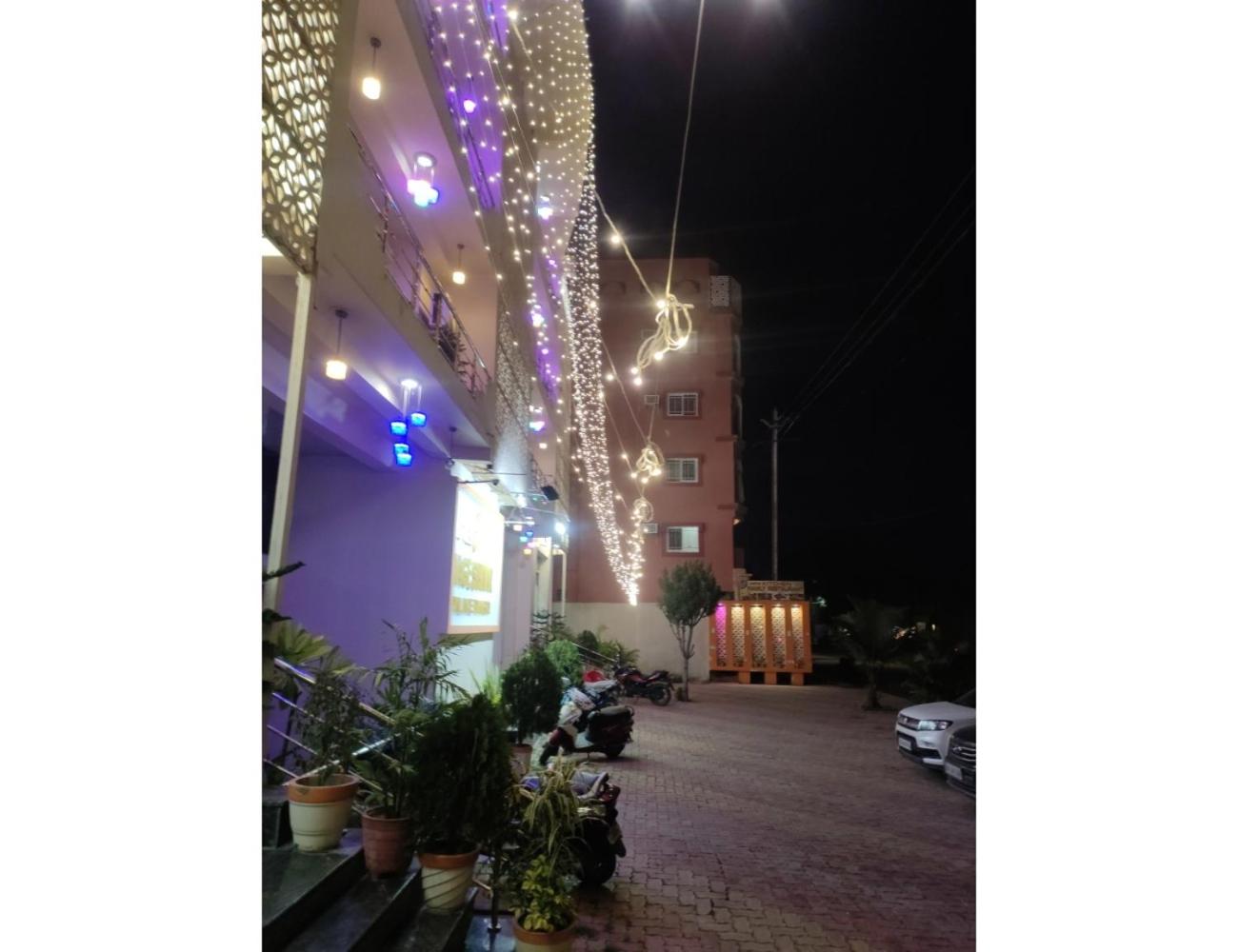 Photo 37