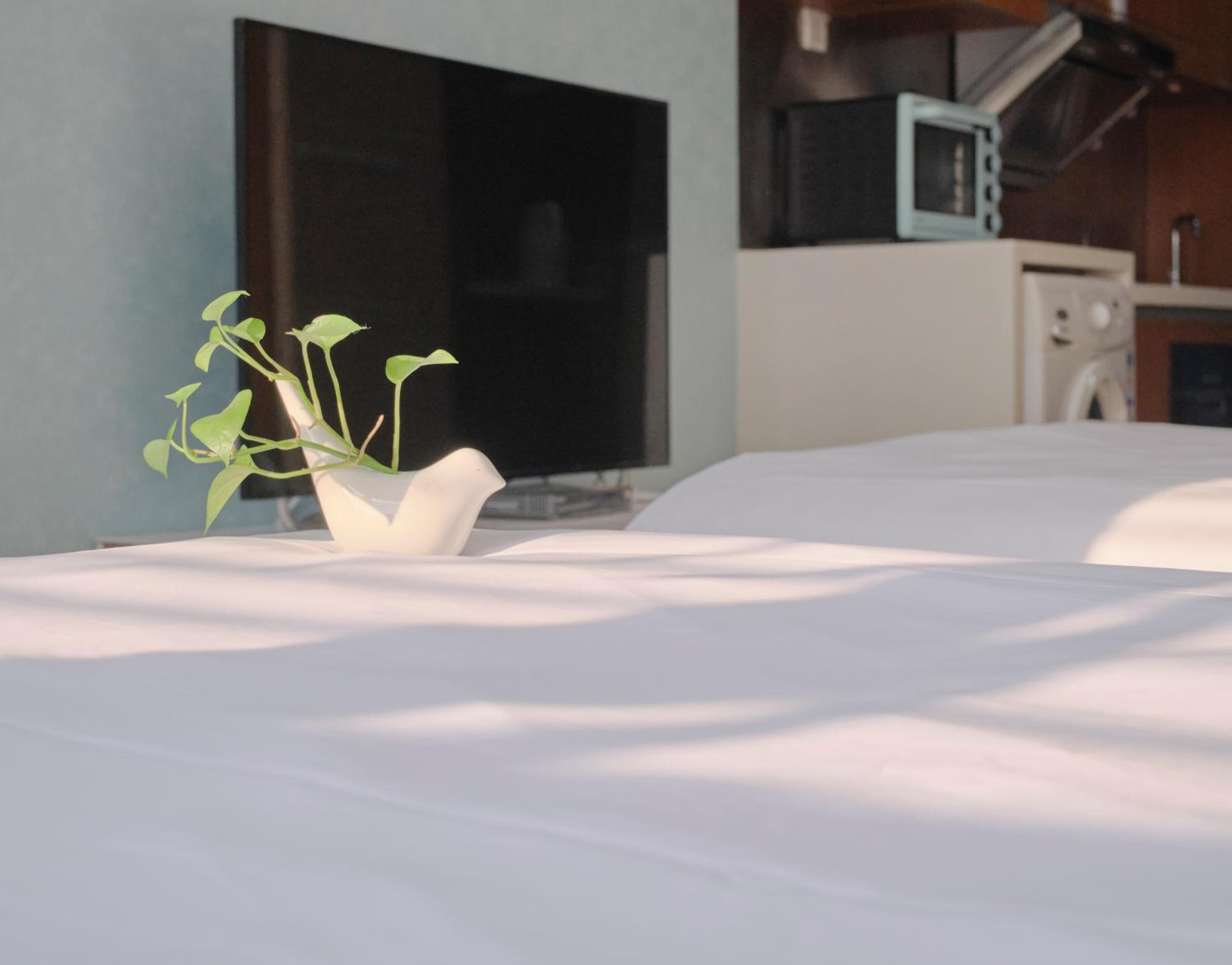 Guangzhou Uhome Service Apartment