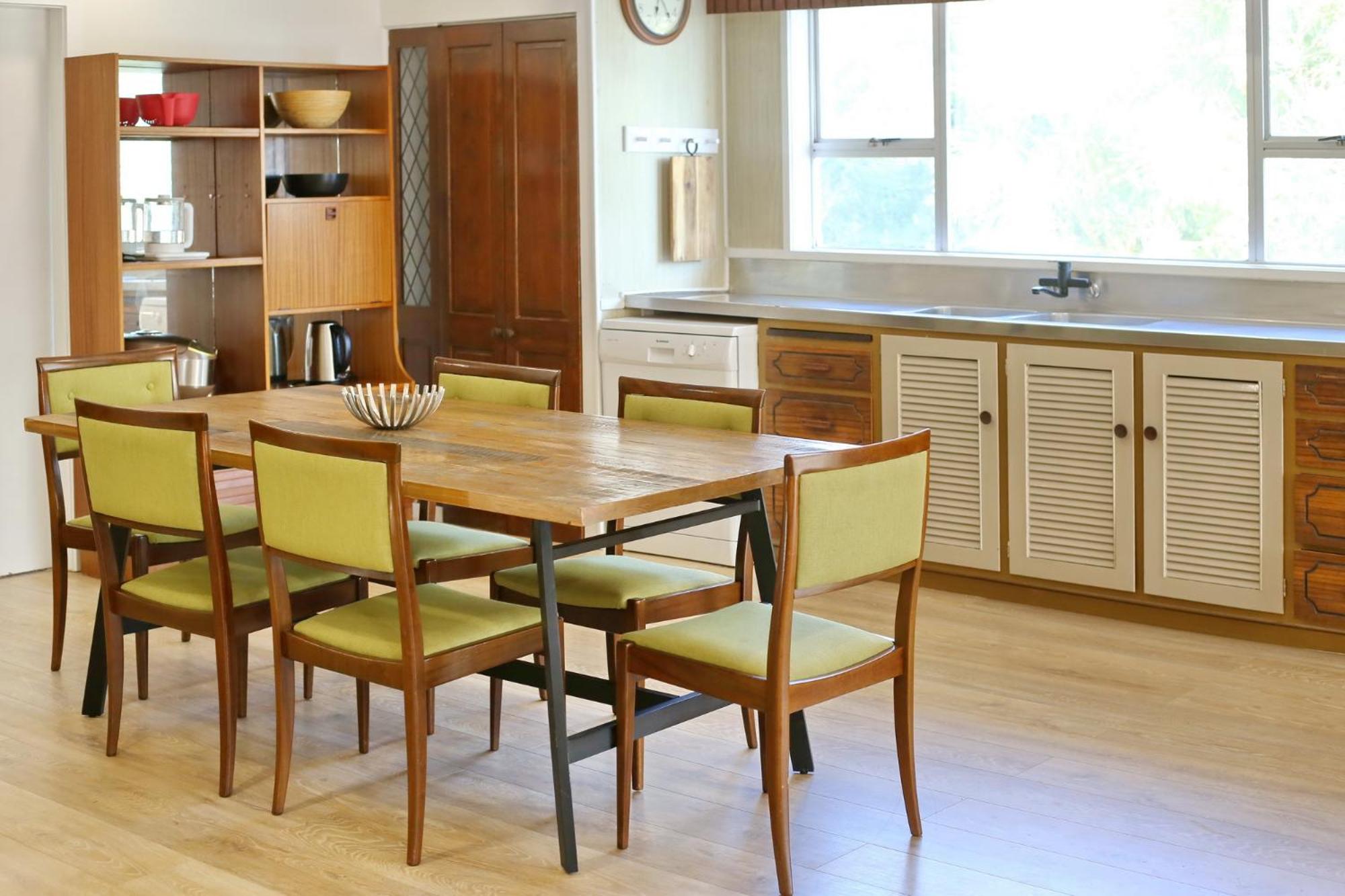 Big family house Easy to Airport