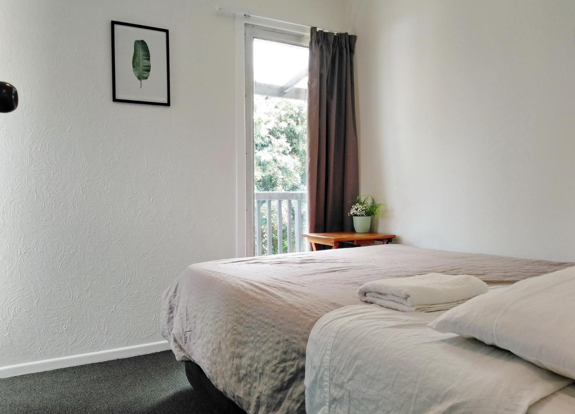 Big family house Easy to Airport