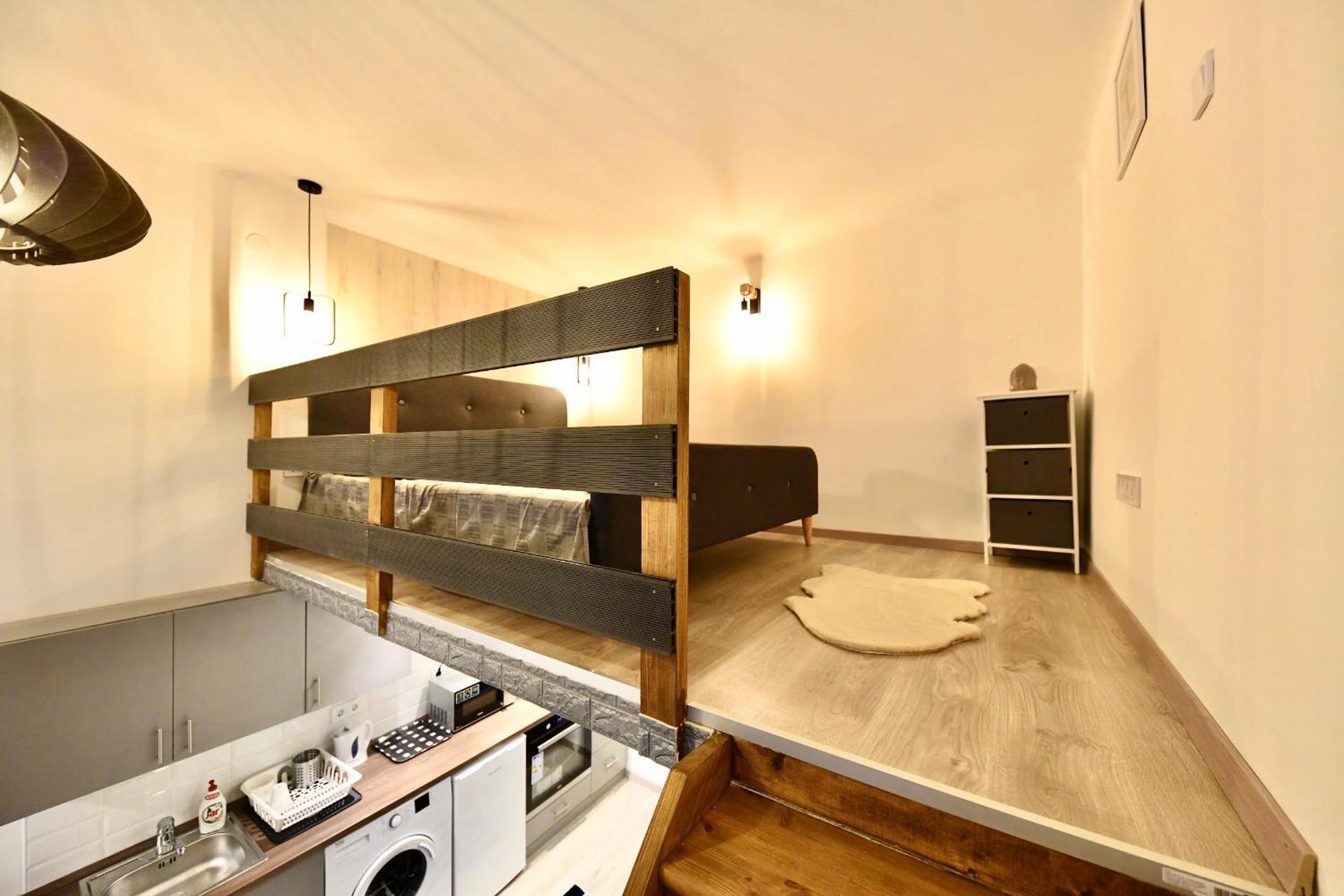 Downtown flat in Budapest, King view 2