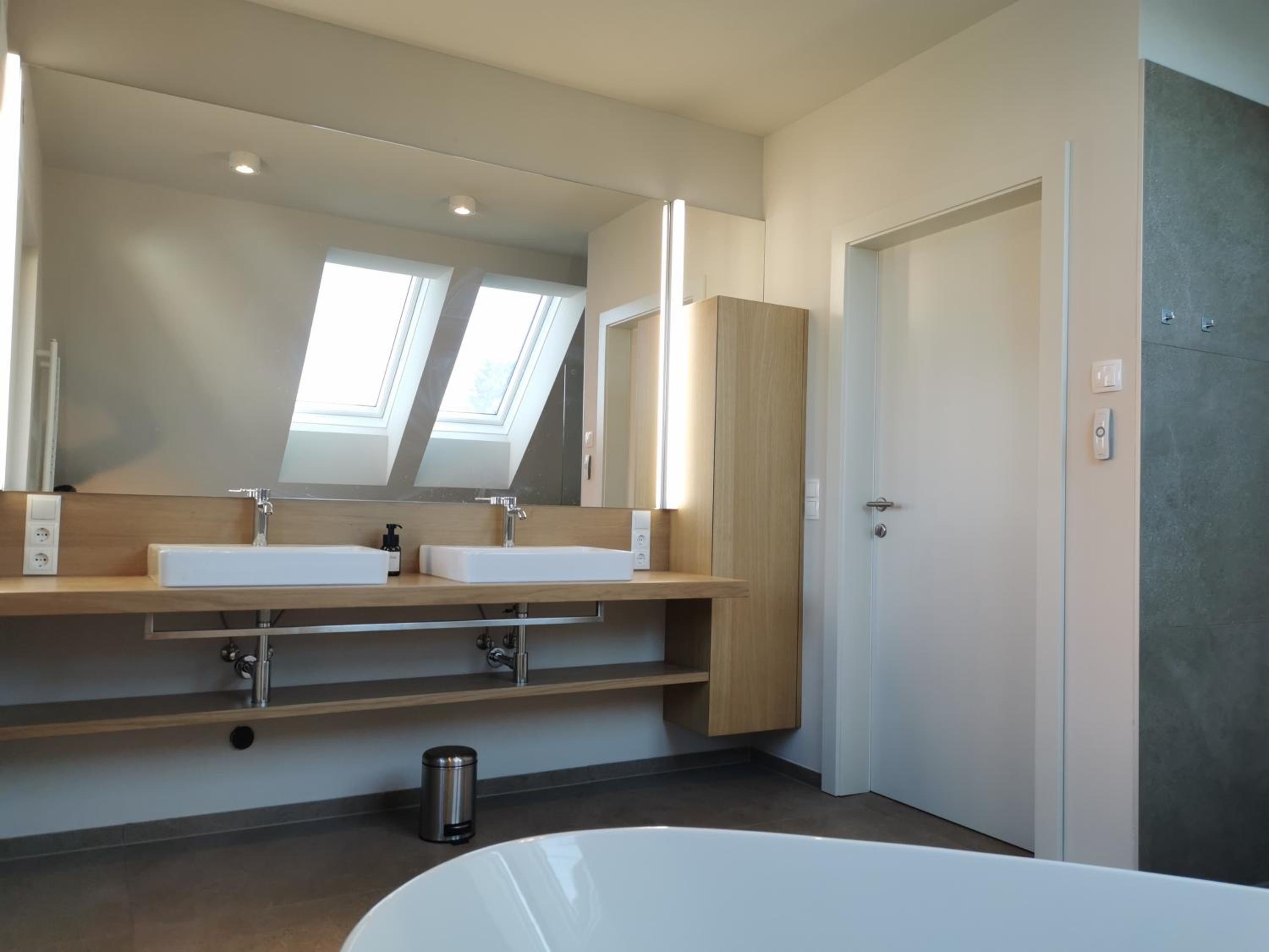 Stilvolles Ferienhaus Südsteiermark ruhige Lage top Aussicht & E-Ladestation