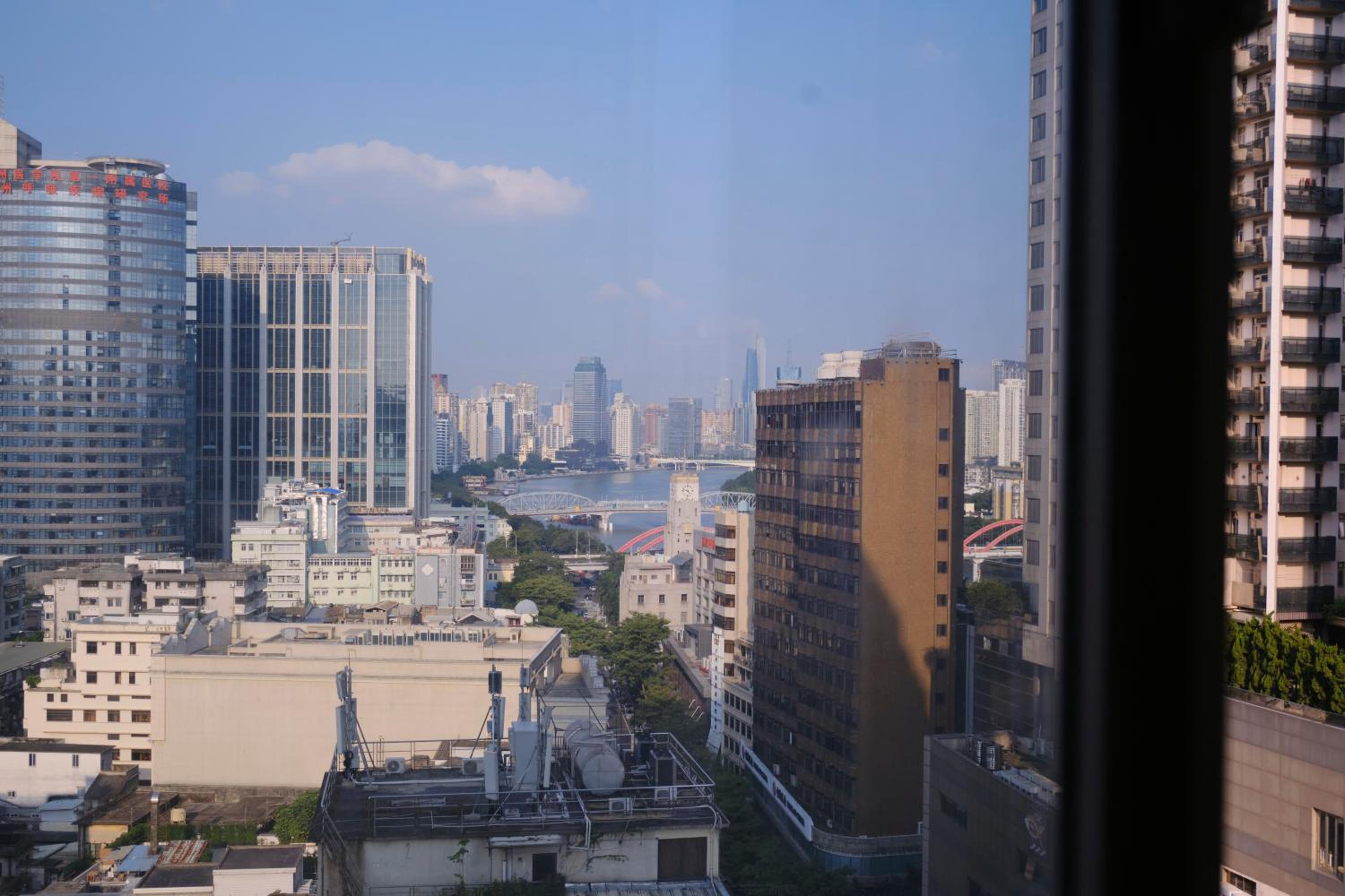 Guangzhou Uhome Service Apartment