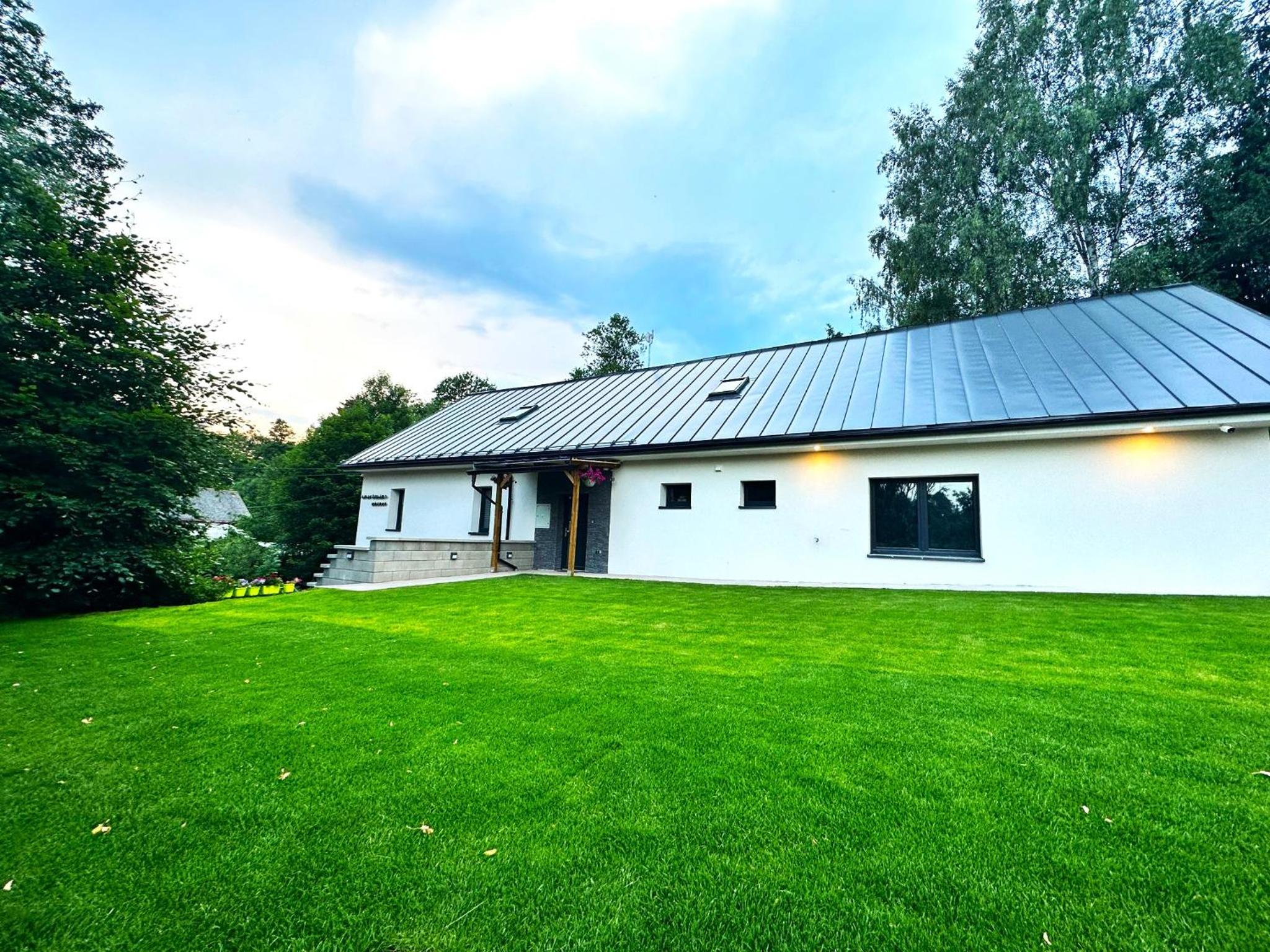 Hotel Apartmány KŘENOV - Image 1