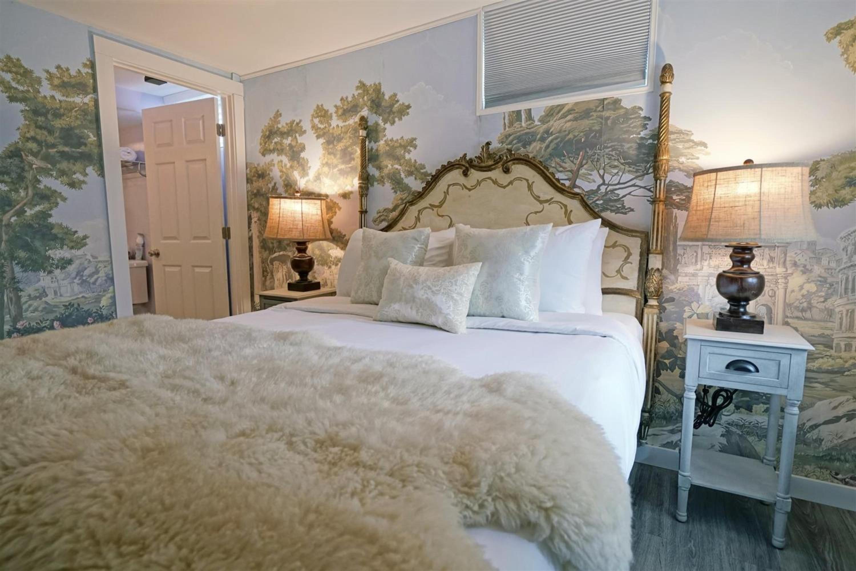 Maxwell Mansion Hotel