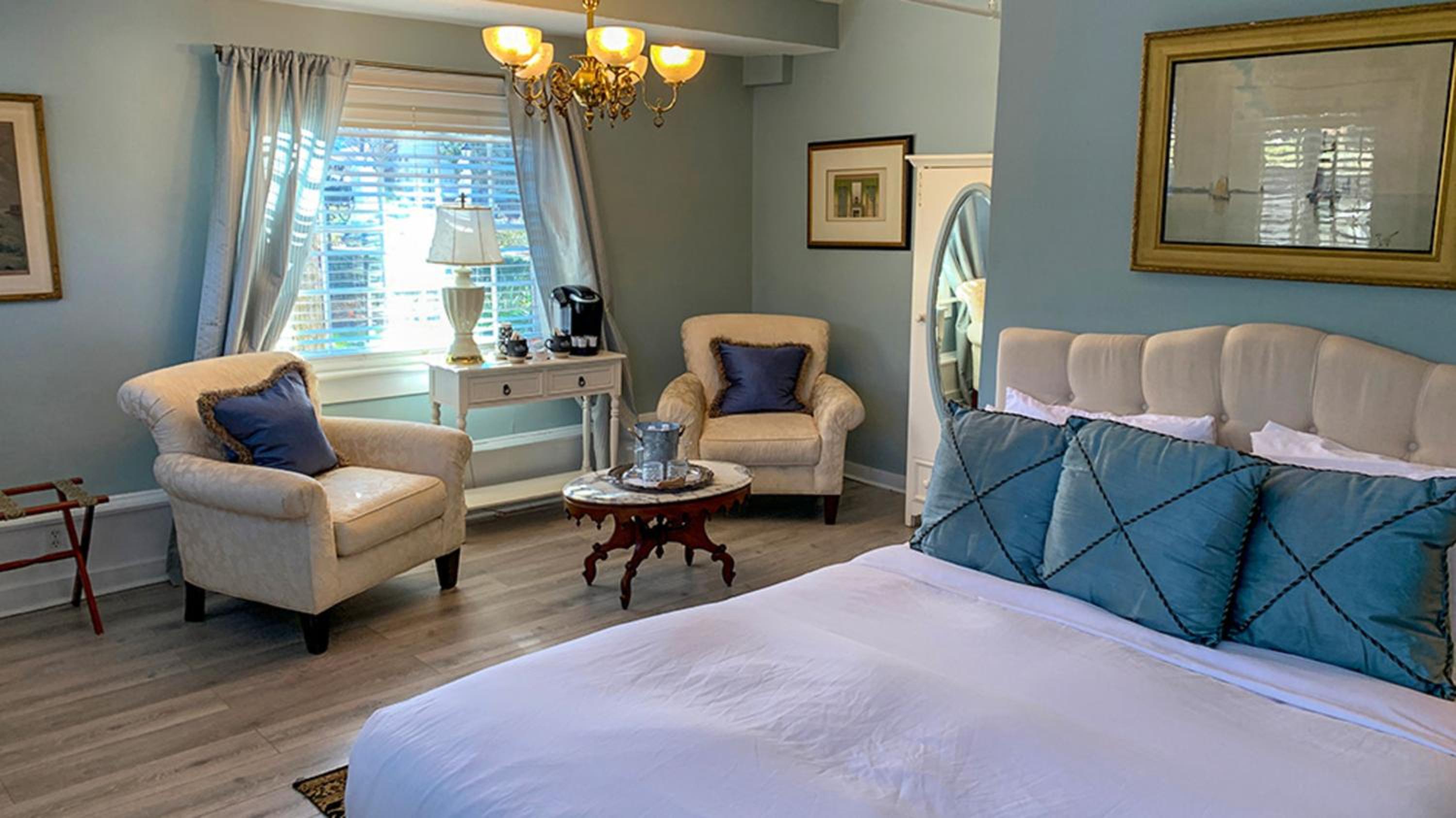 Maxwell Mansion Hotel