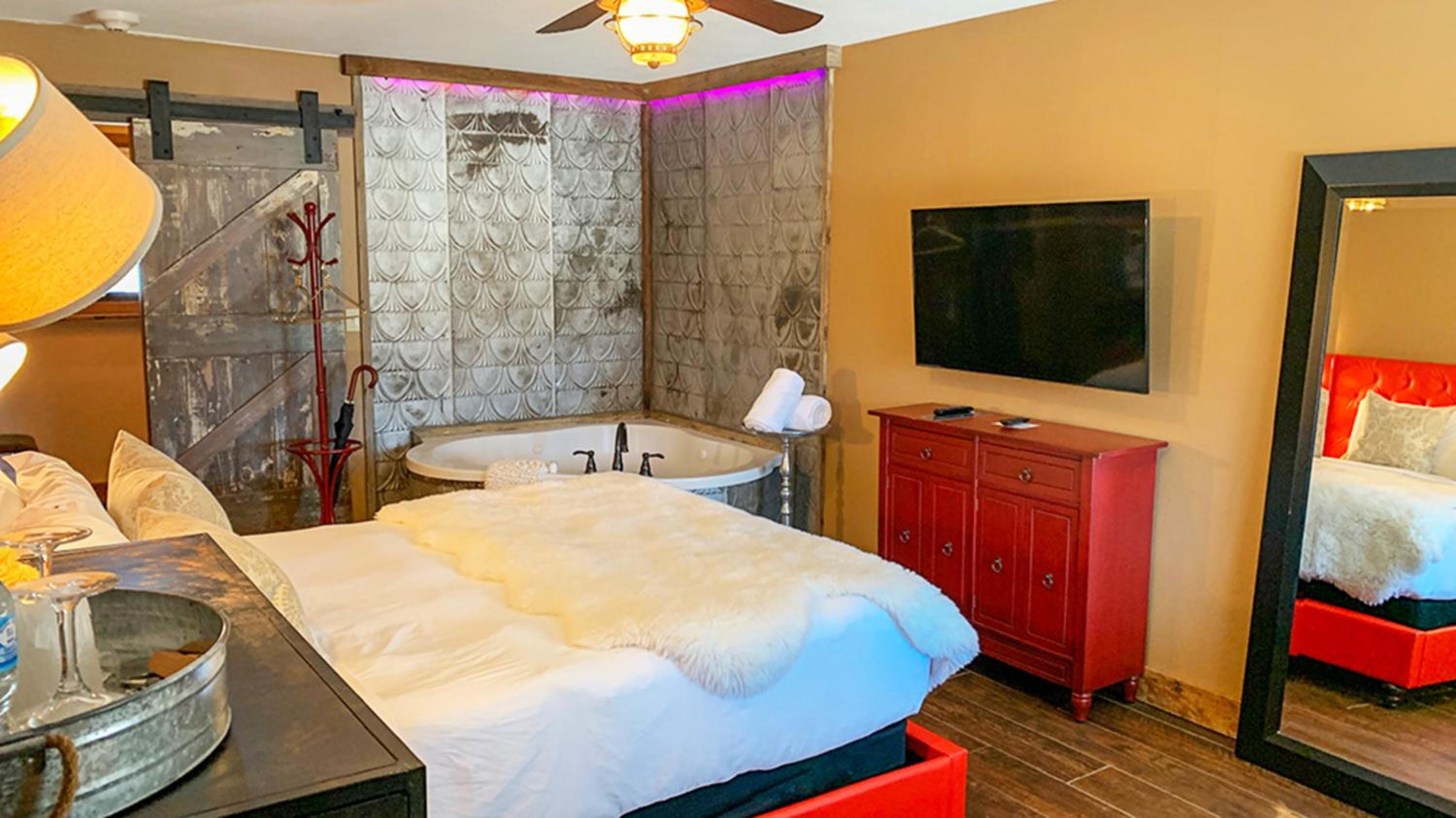 Maxwell Mansion Hotel