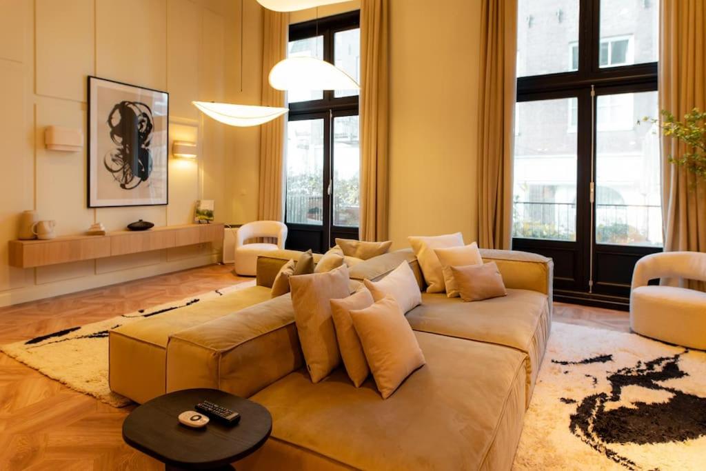 Newly renovated luxurious 200 SQM loft in city centre