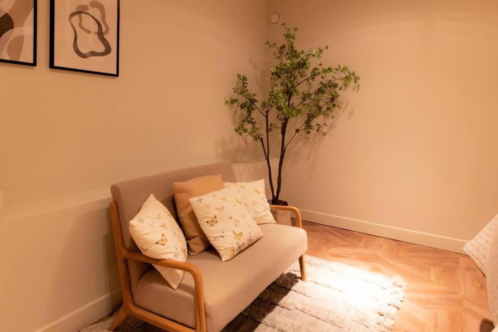 Newly renovated luxurious 200 SQM loft in city centre