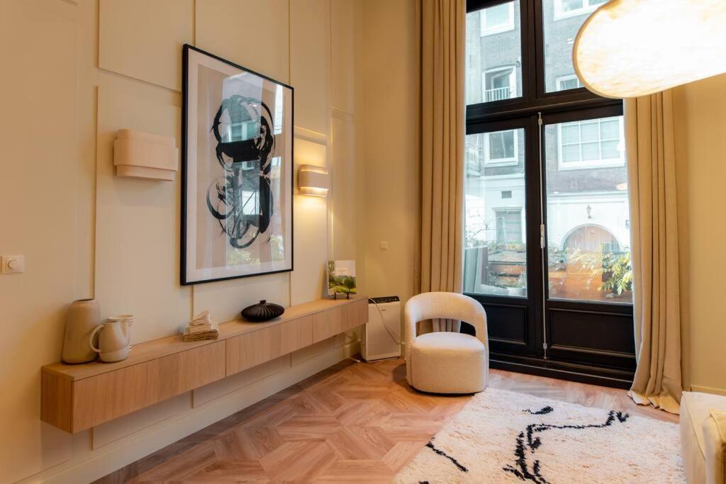 Newly renovated luxurious 200 SQM loft in city centre