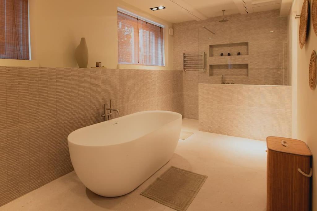 Newly renovated luxurious 200 SQM loft in city centre