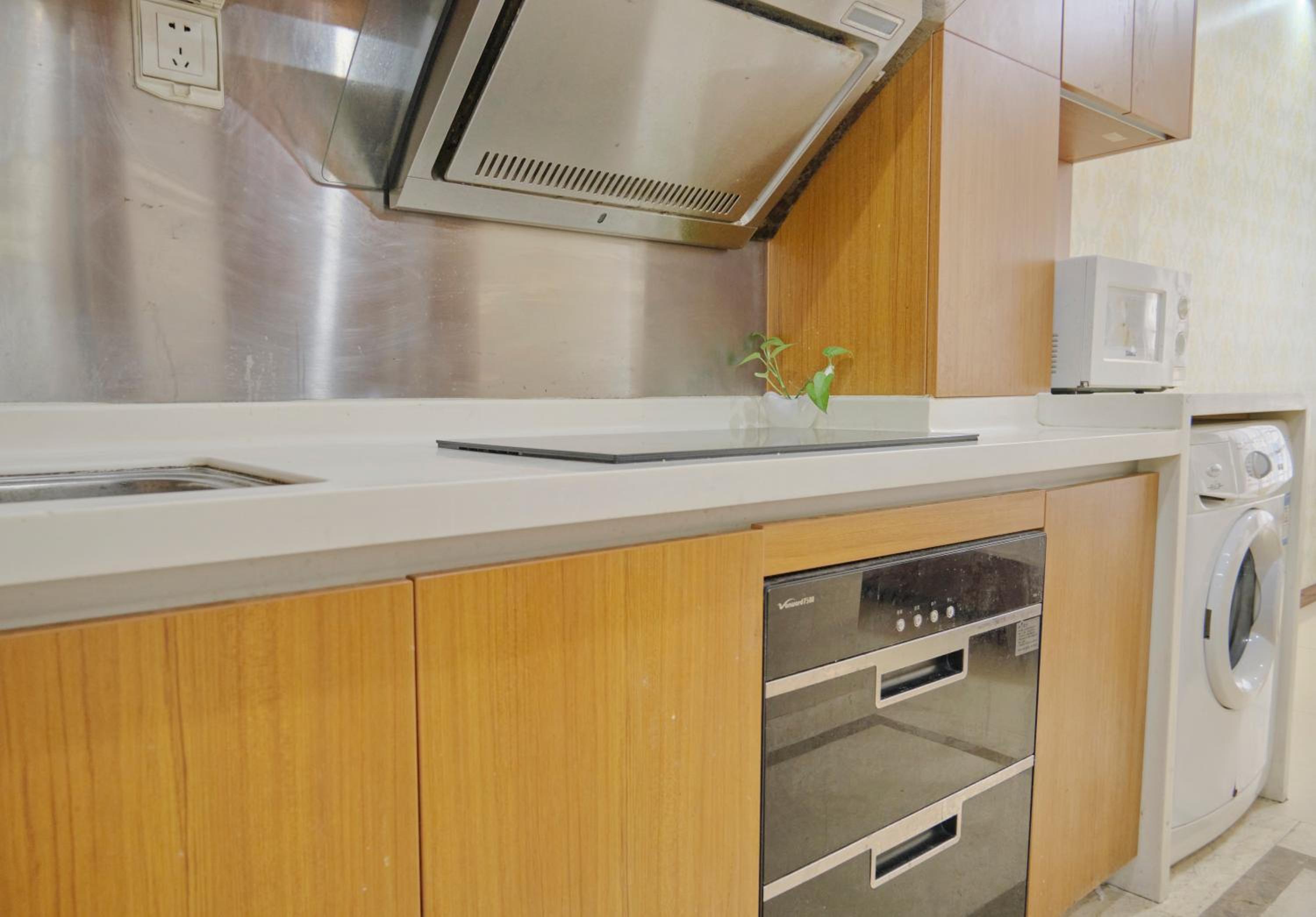 Guangzhou Uhome Service Apartment