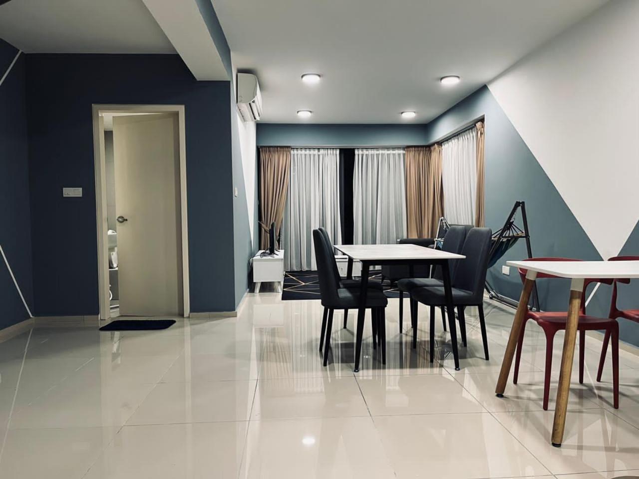 EkoCheras 6 pax Link MRT Kuala Lumpur
