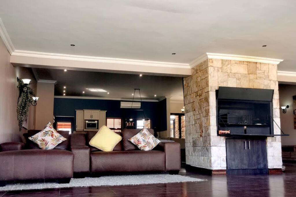 391 Vaal de Grace Golf Estate, Parys view 5