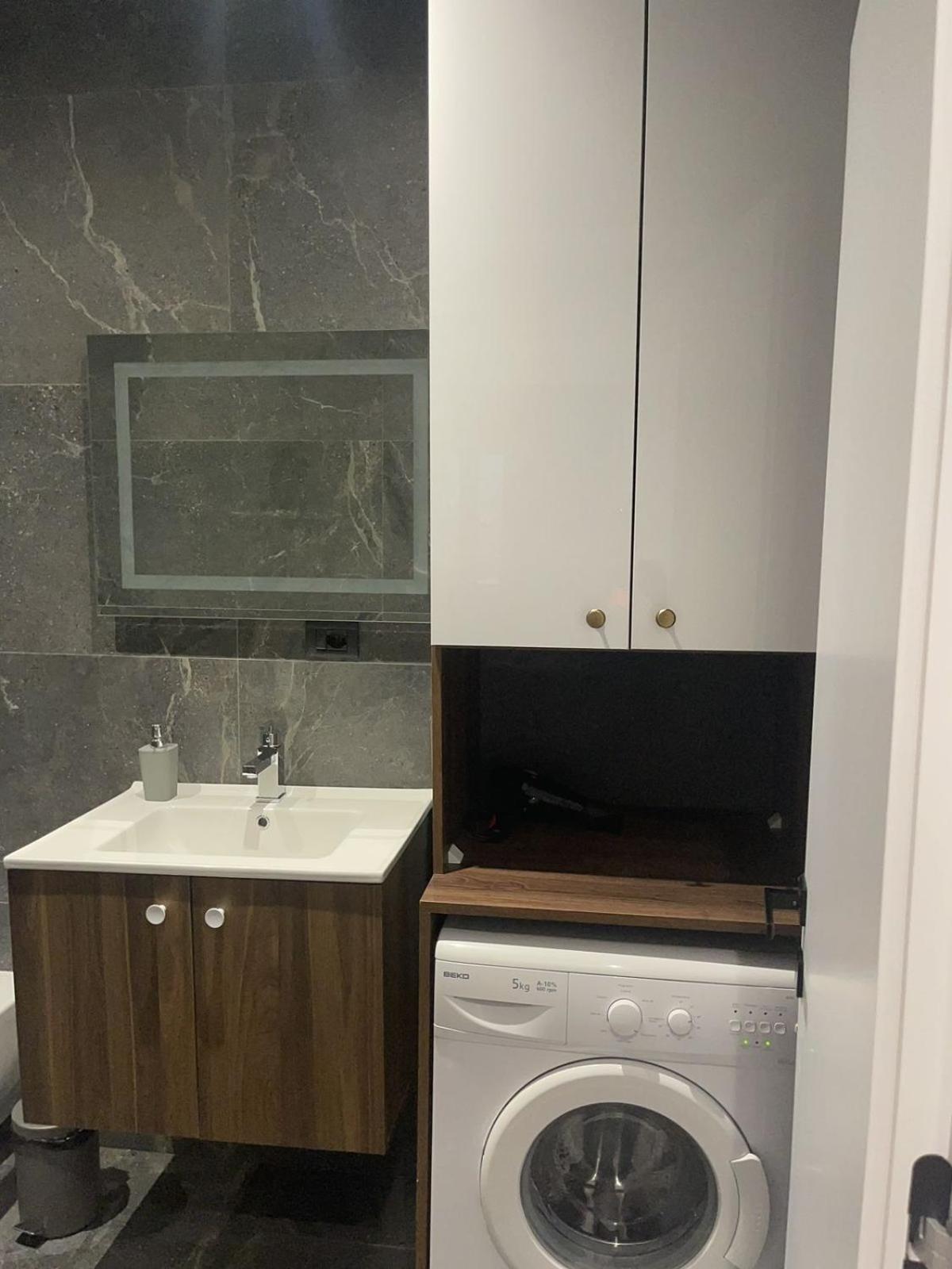 EA-APARTMENT