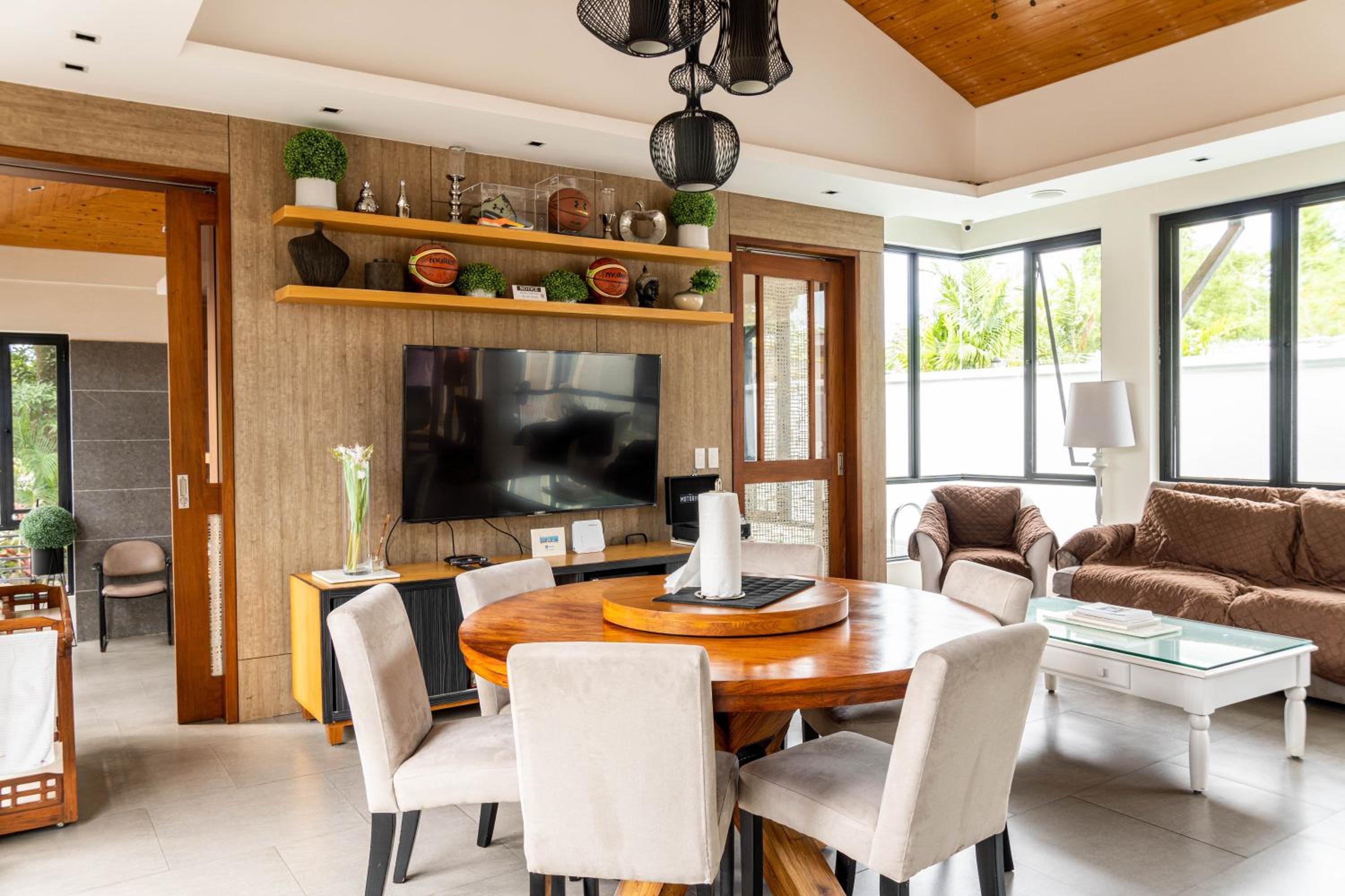 Tata Amado: 3-bedroom vacation home + pool + sauna view 3