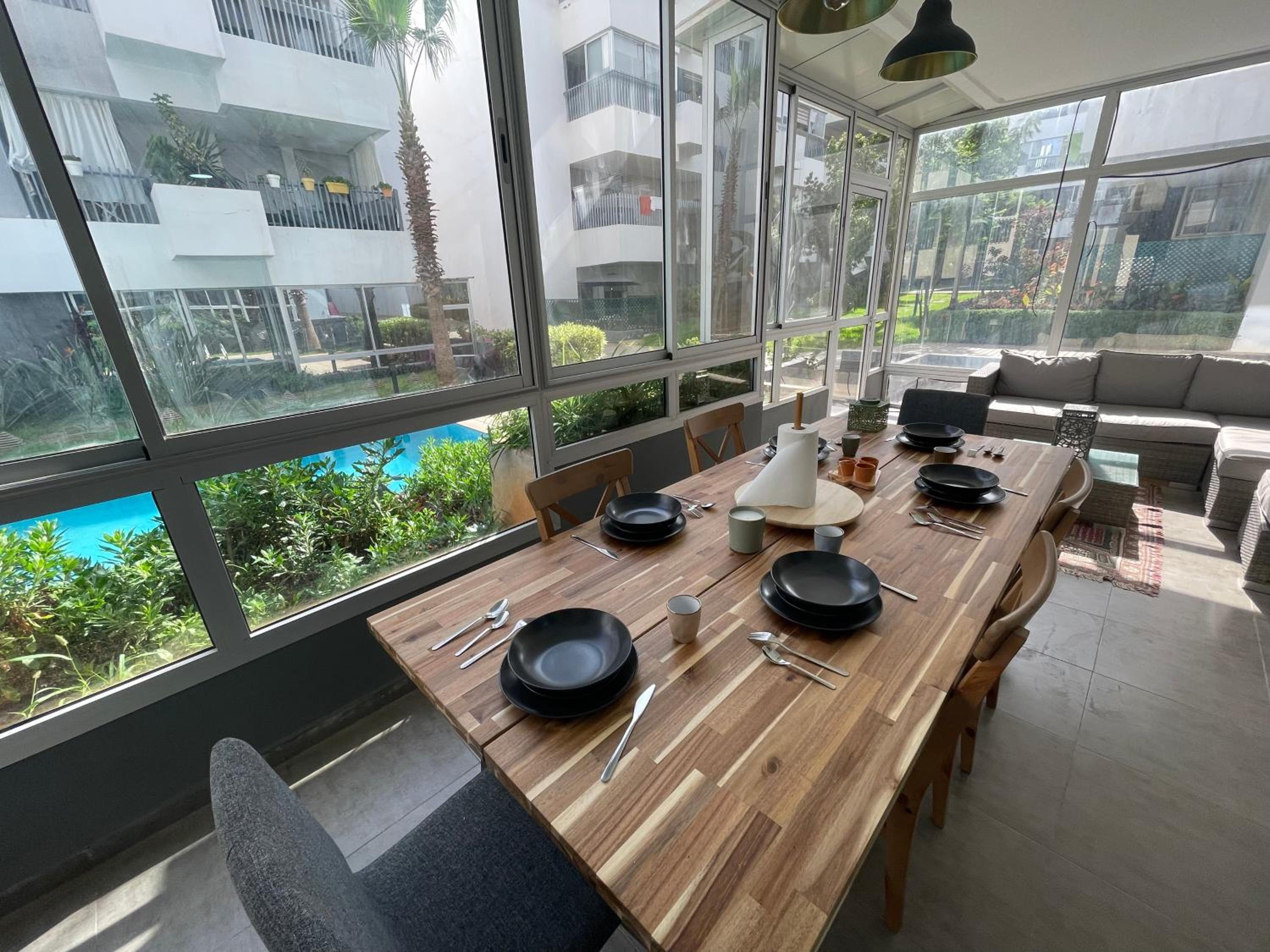 dining