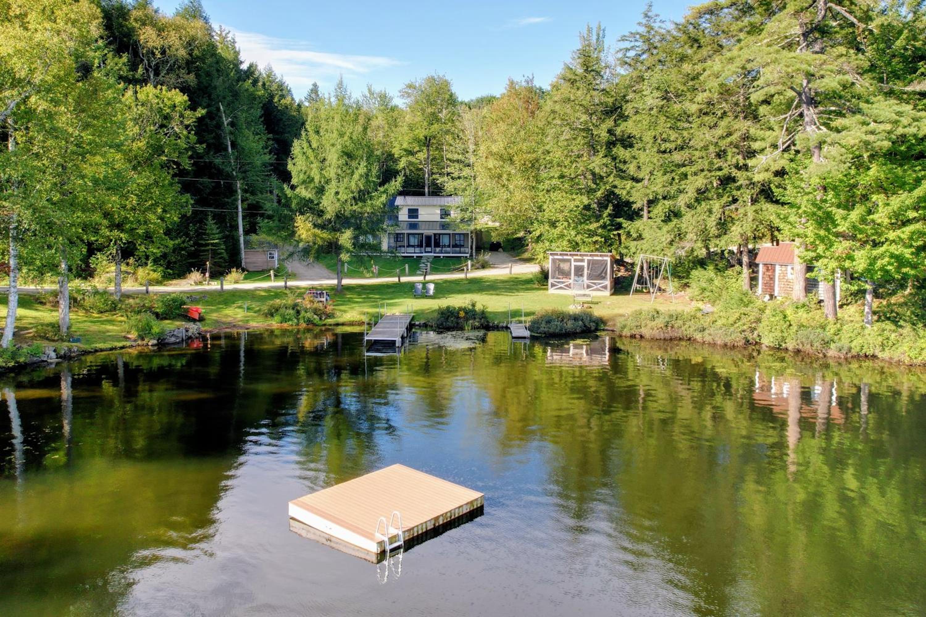 91WR Lake vibes and views at this waterfront home in the the White Mountains! Rest, relax, explore! view 3