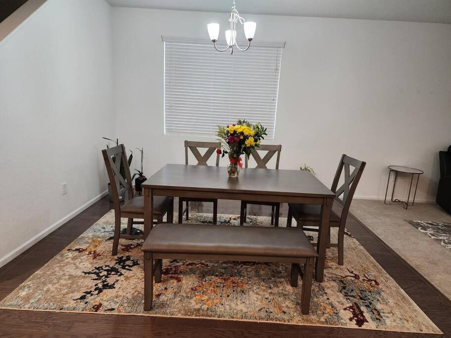 Aleme Whole House Near Denver InternationalAirport