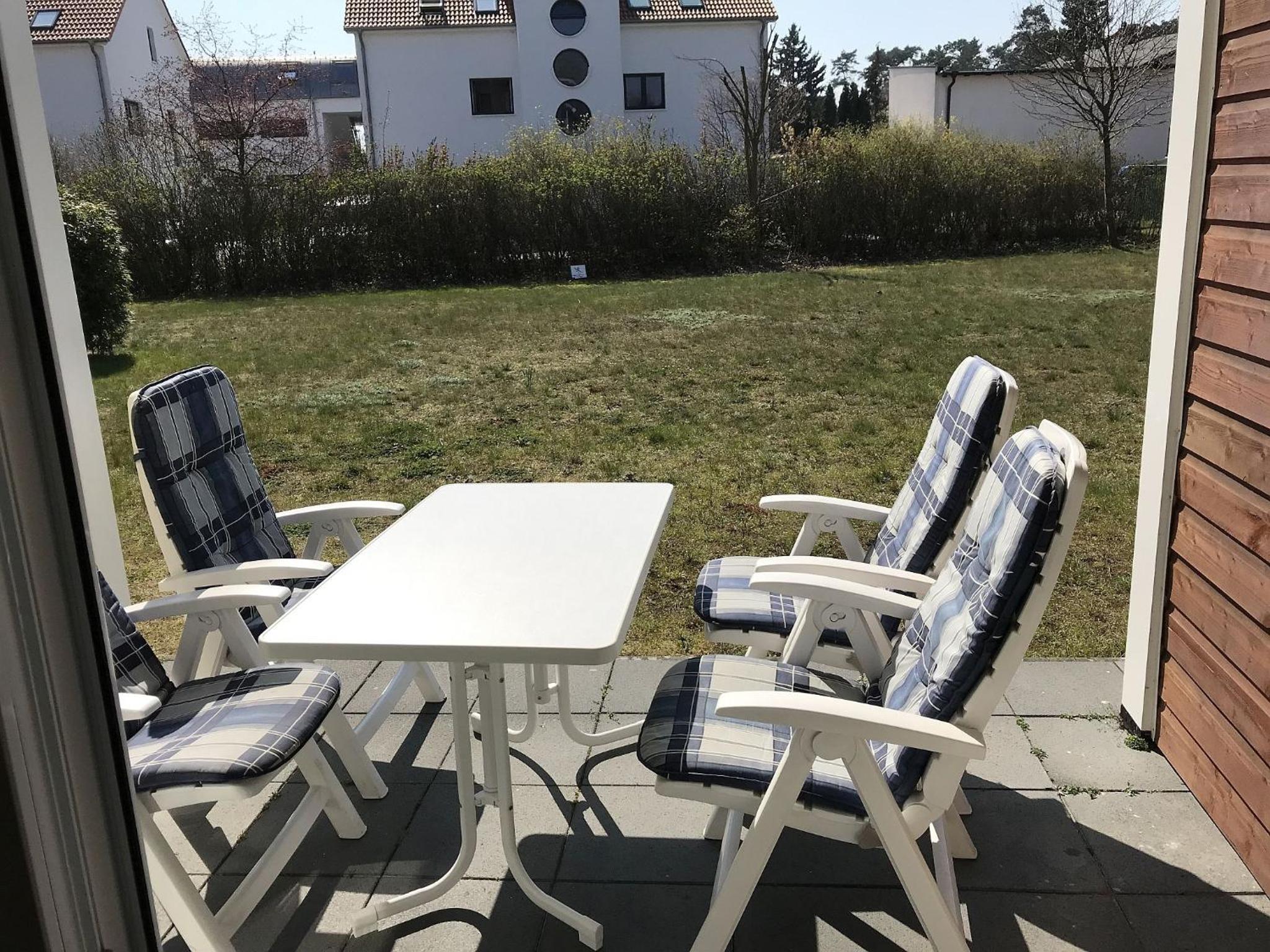 Bernsteinhaus Whg 1, strandnah mit Kamin und WLAN