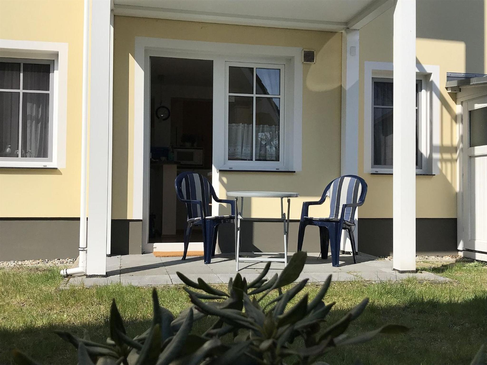 Bernsteinhaus Whg 1, strandnah mit Kamin und WLAN