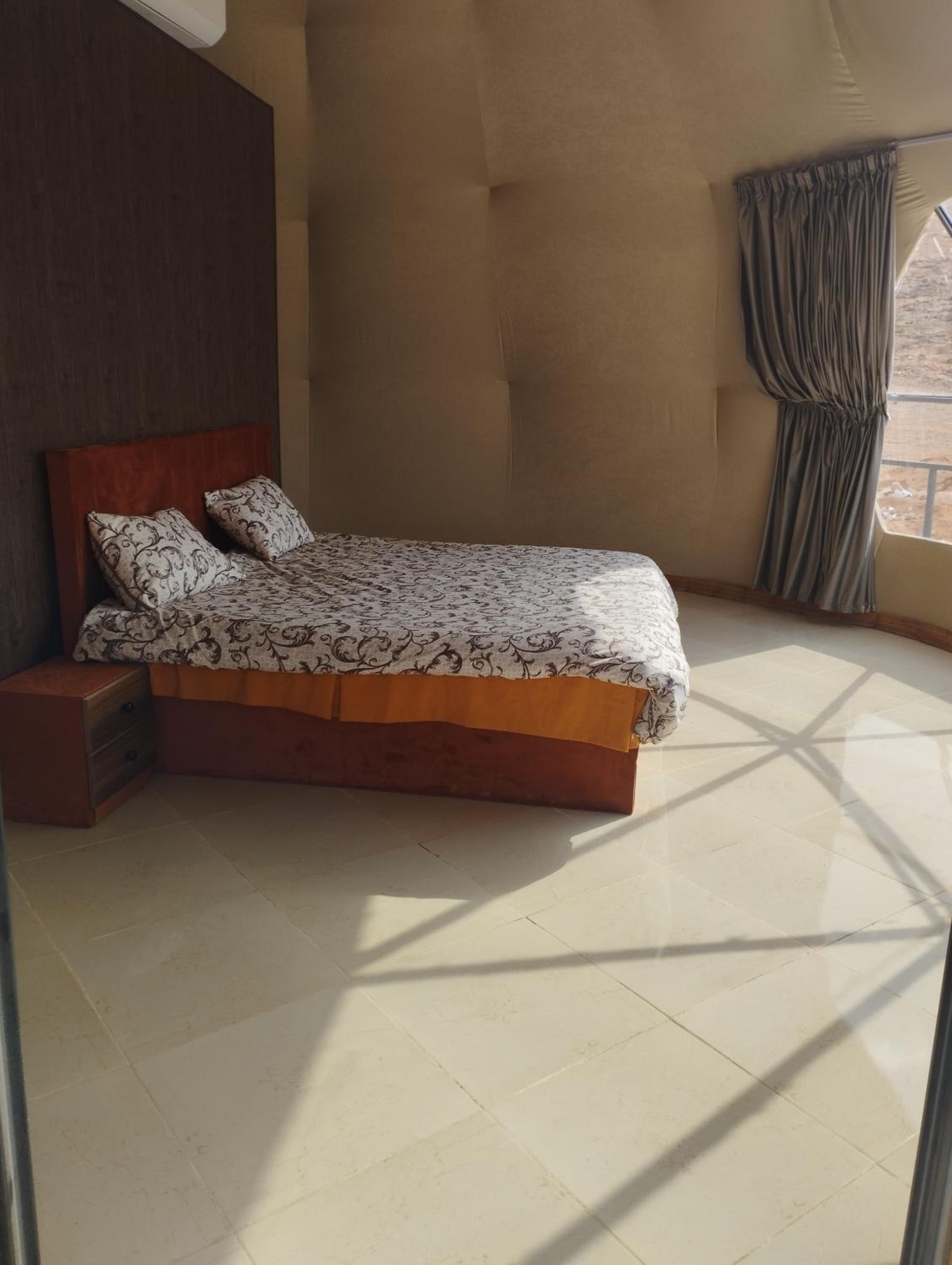 Al Raha Luxury Camp