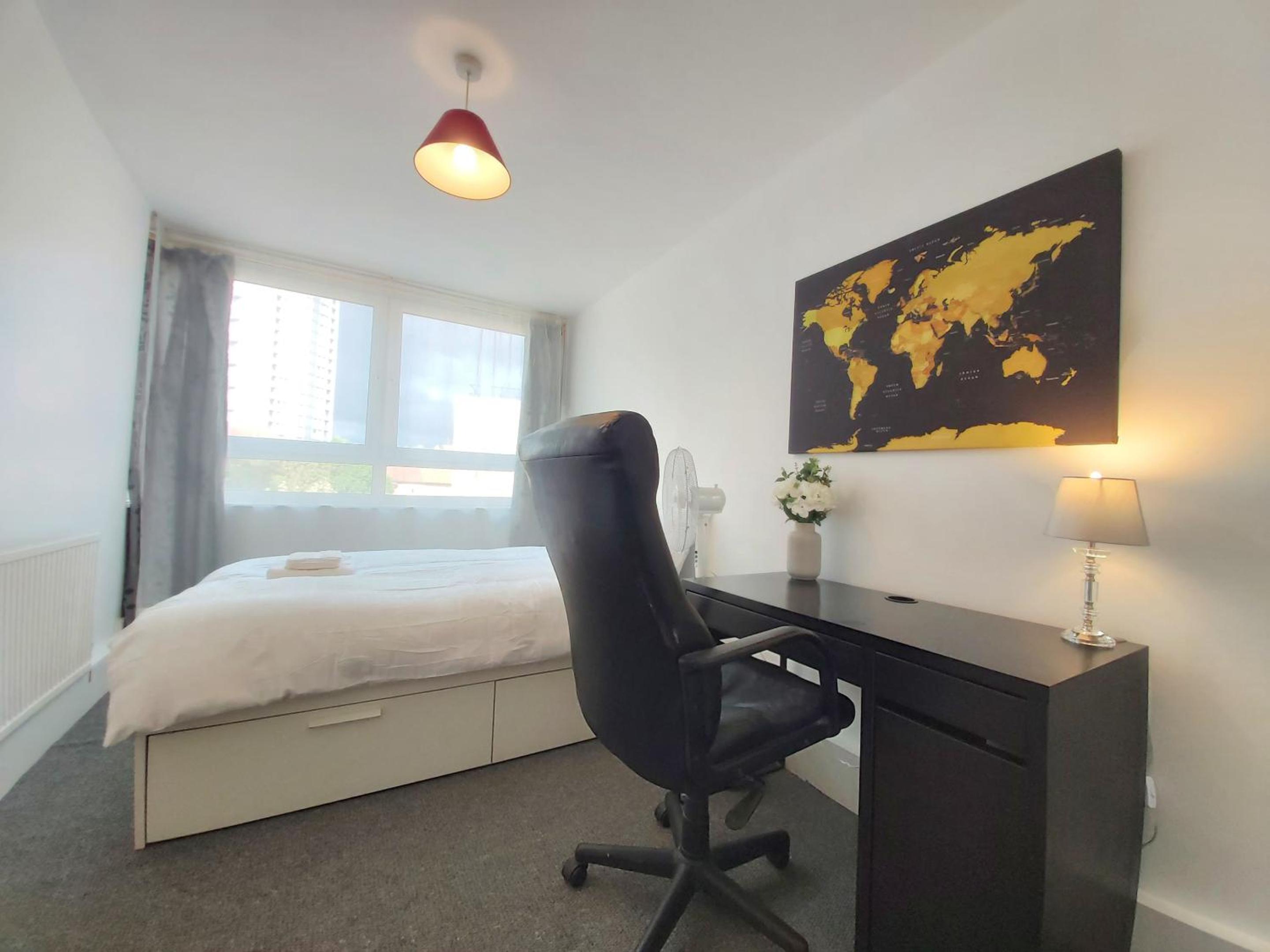 London Oldbury house rooms