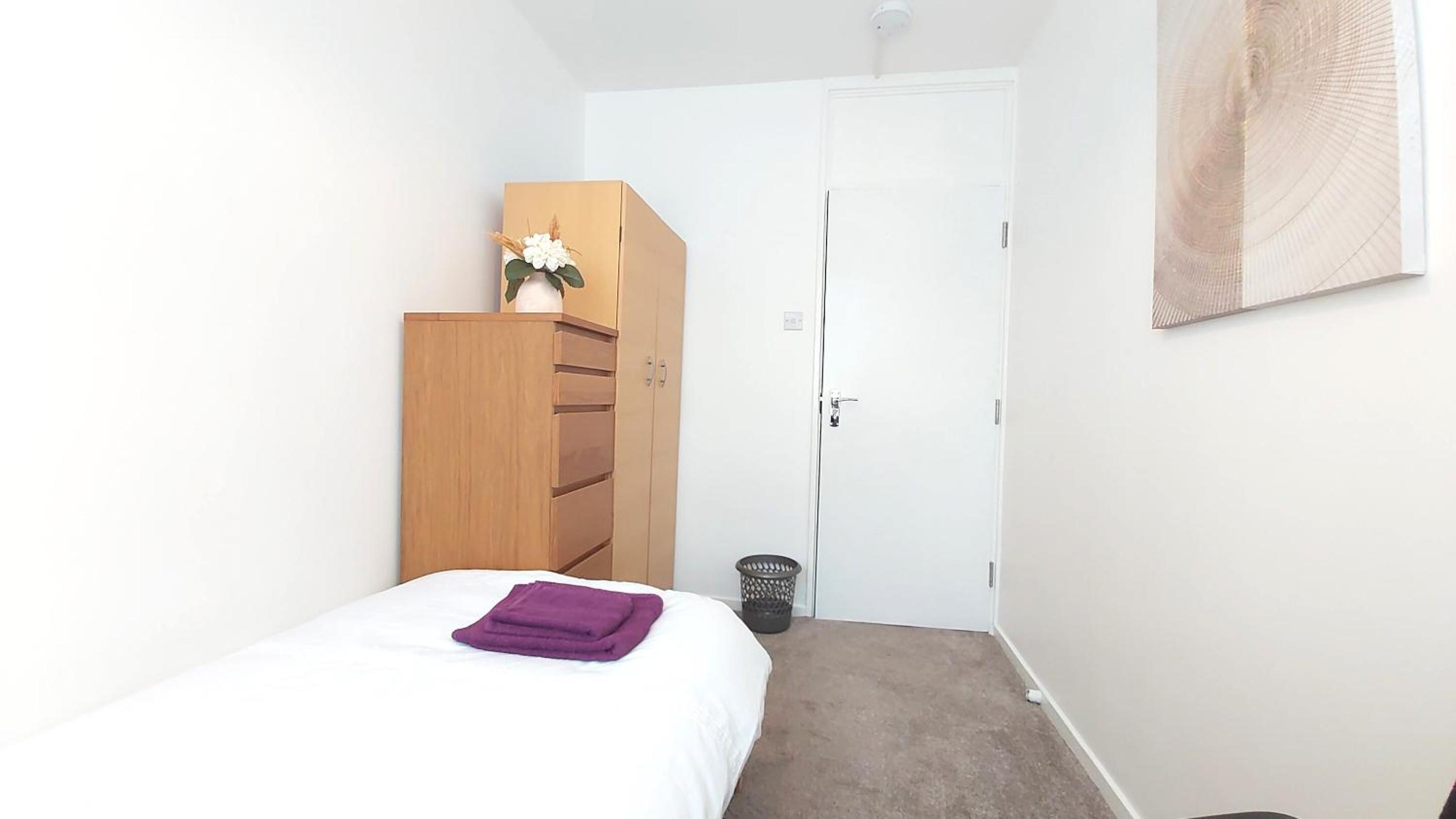 London Oldbury house rooms