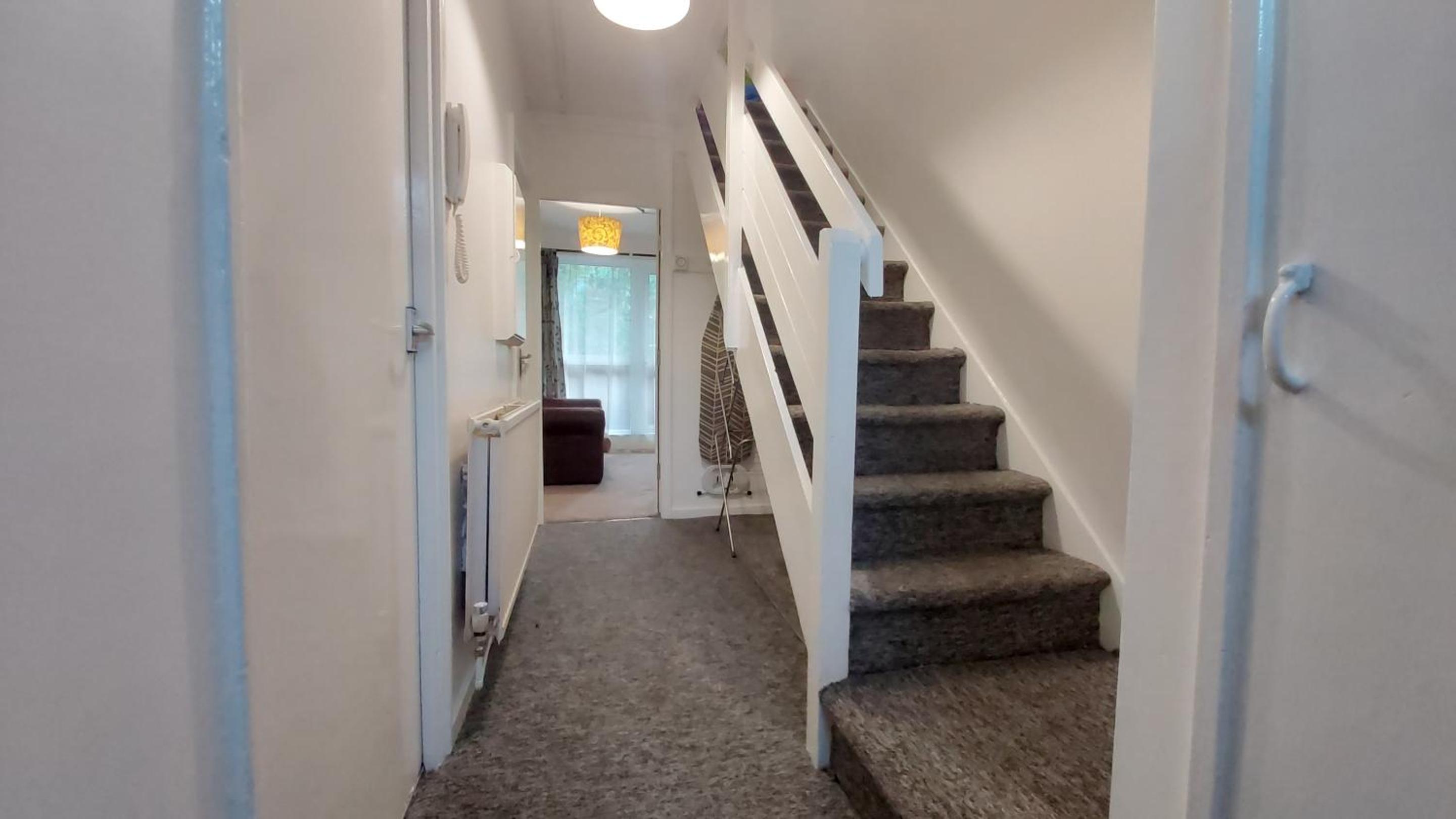 London Oldbury house rooms