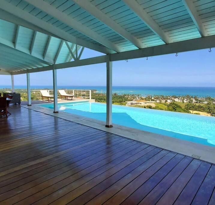 Exceptionnelles vue mer et villa