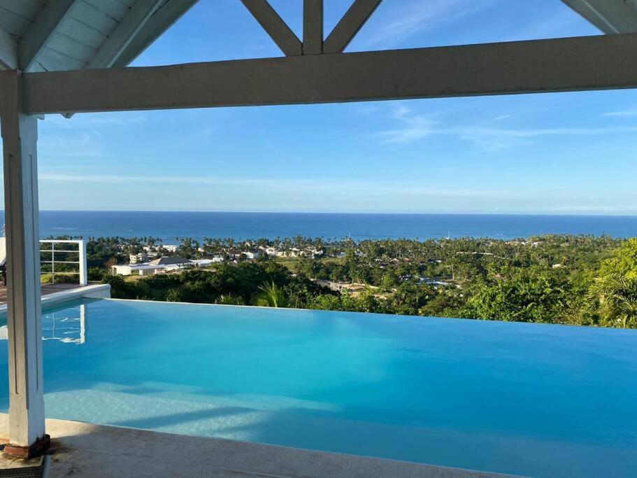 Exceptionnelles vue mer et villa