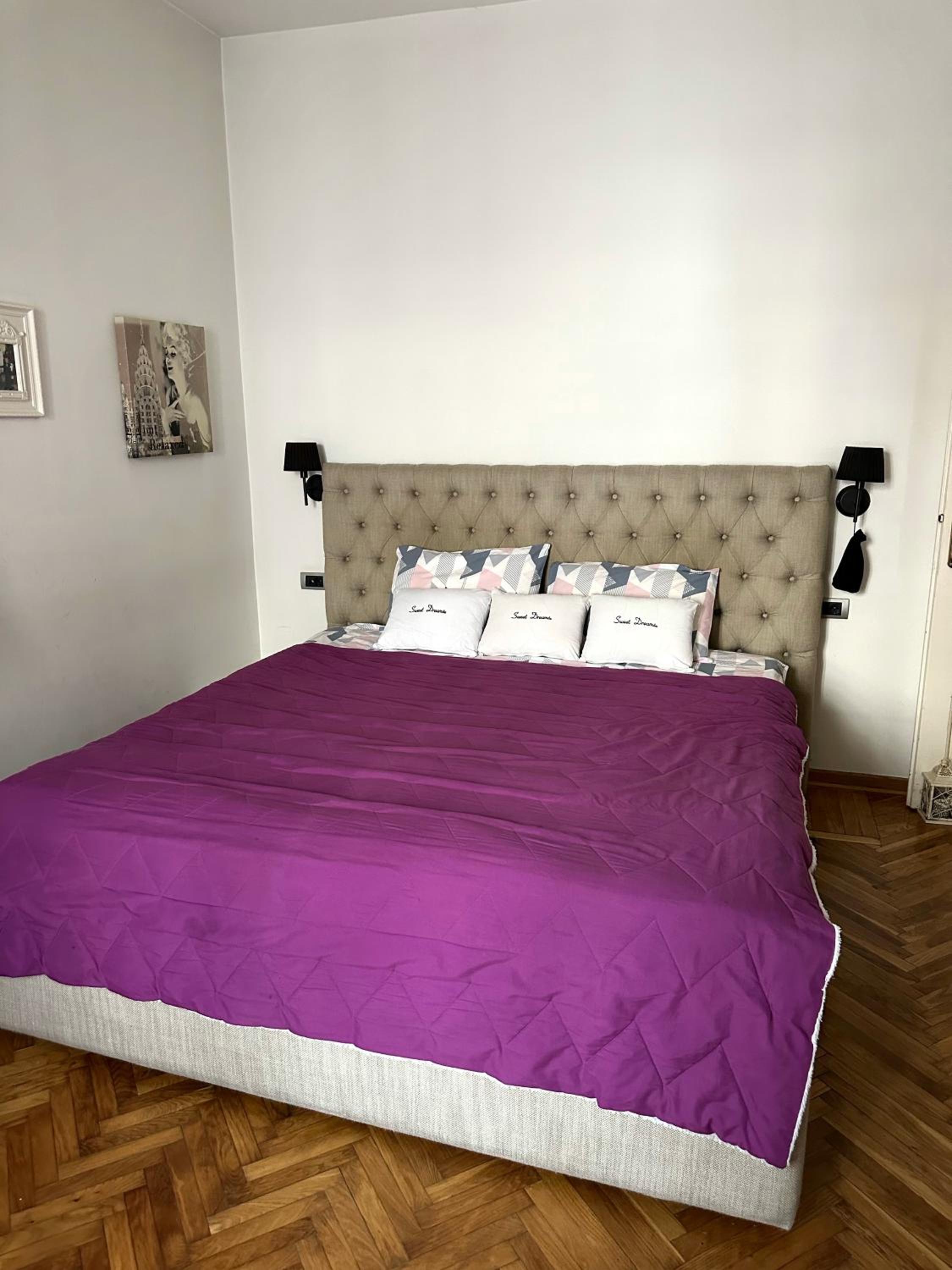 VRACAR Apartment