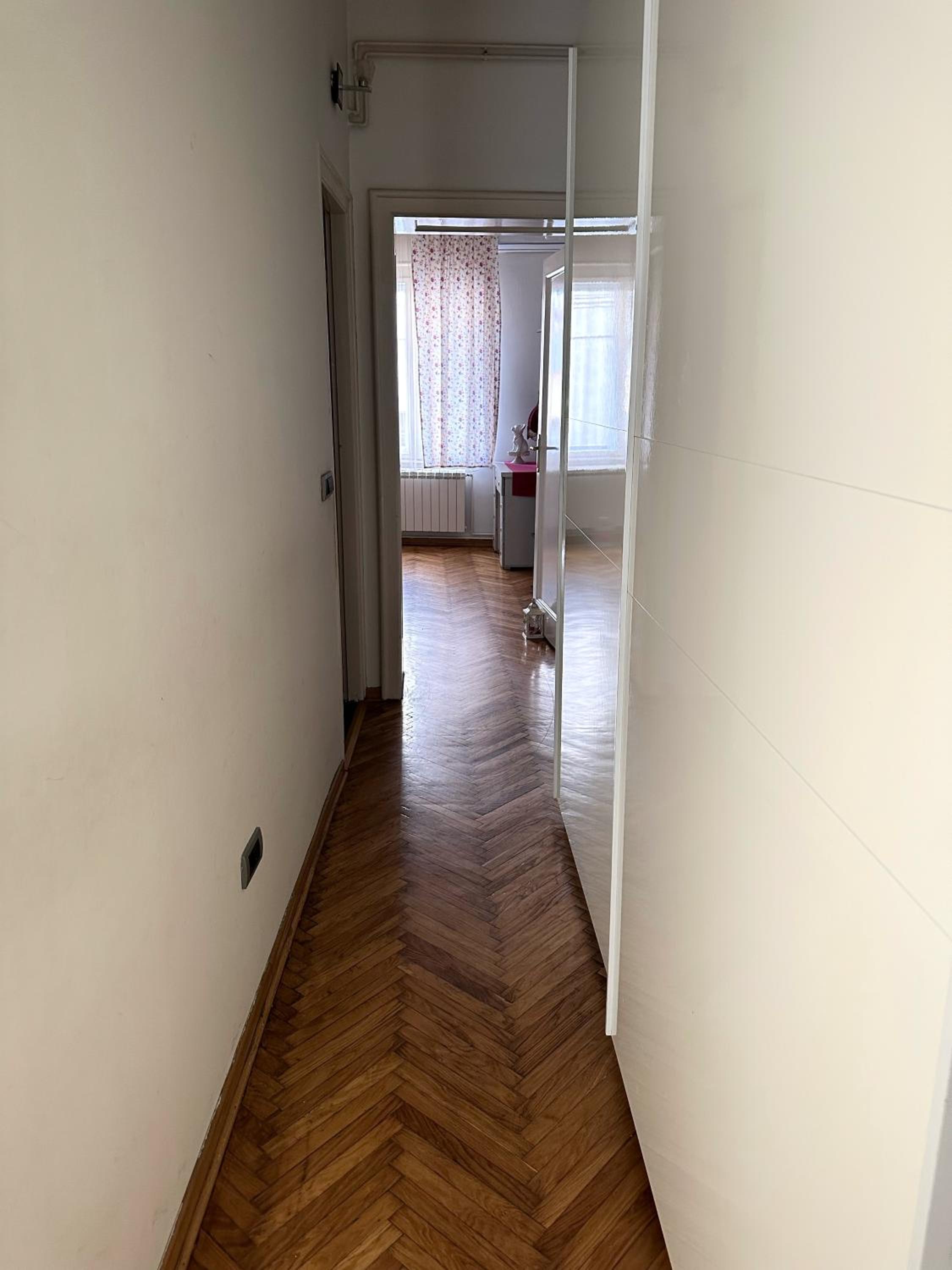 VRACAR Apartment