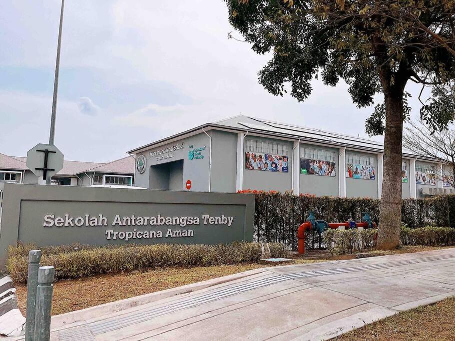 Studio@Saujana Putra /Shah Alam/Banting