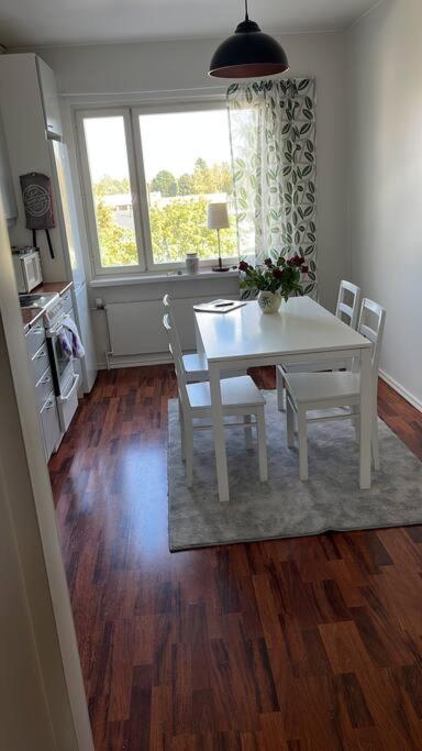A stylish, newly decorated home! view 2