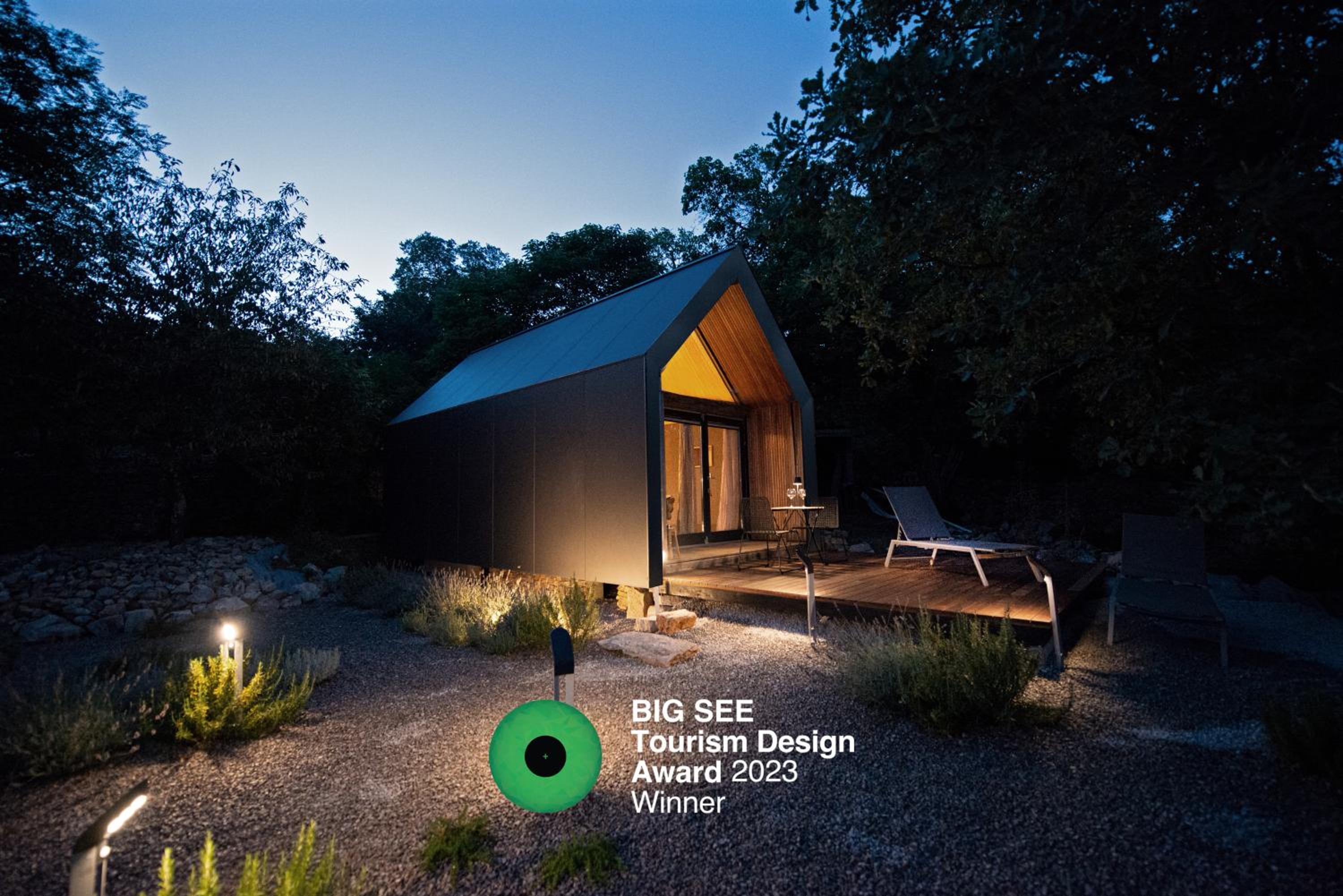 Moon - Tiny house from Callin Wines
